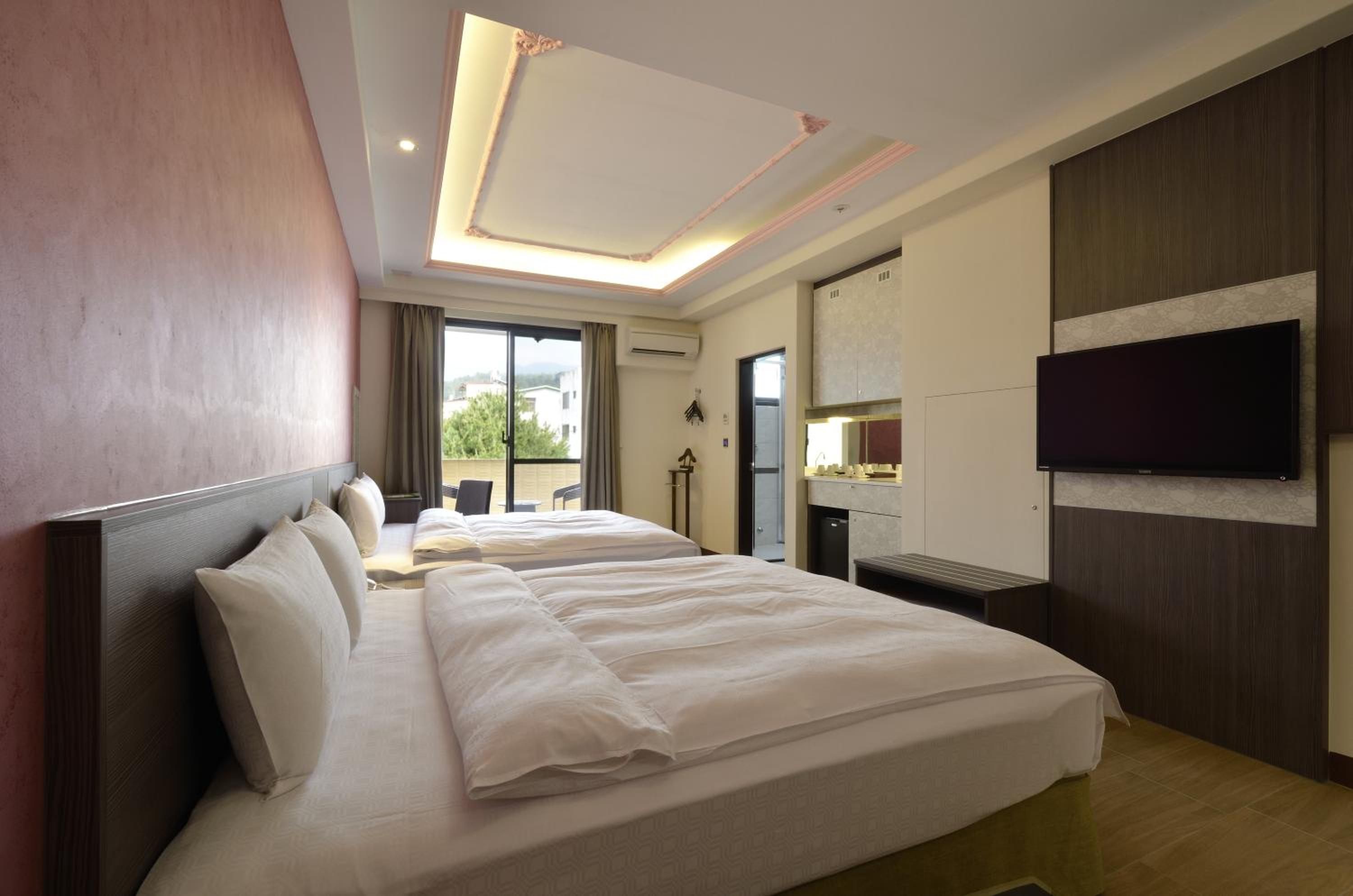 Family Suite photo 2