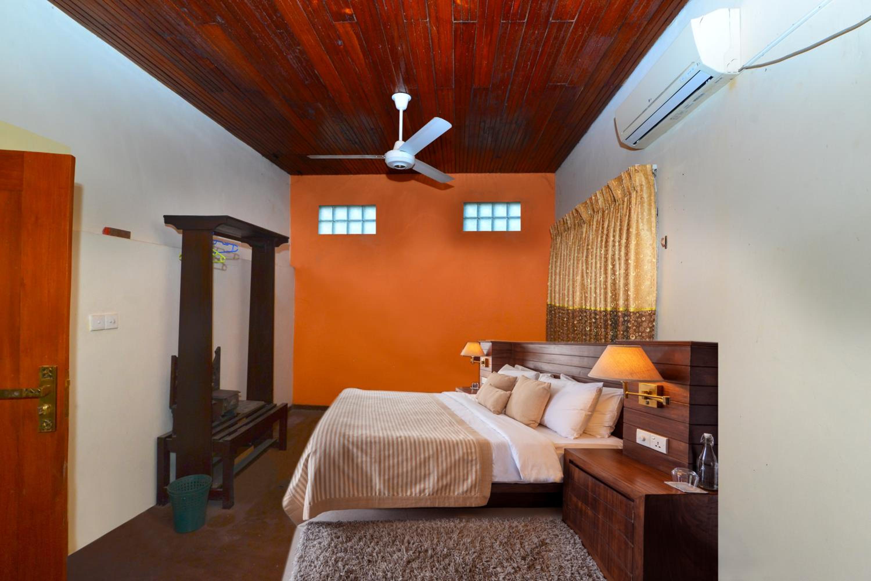 Villa photo 1