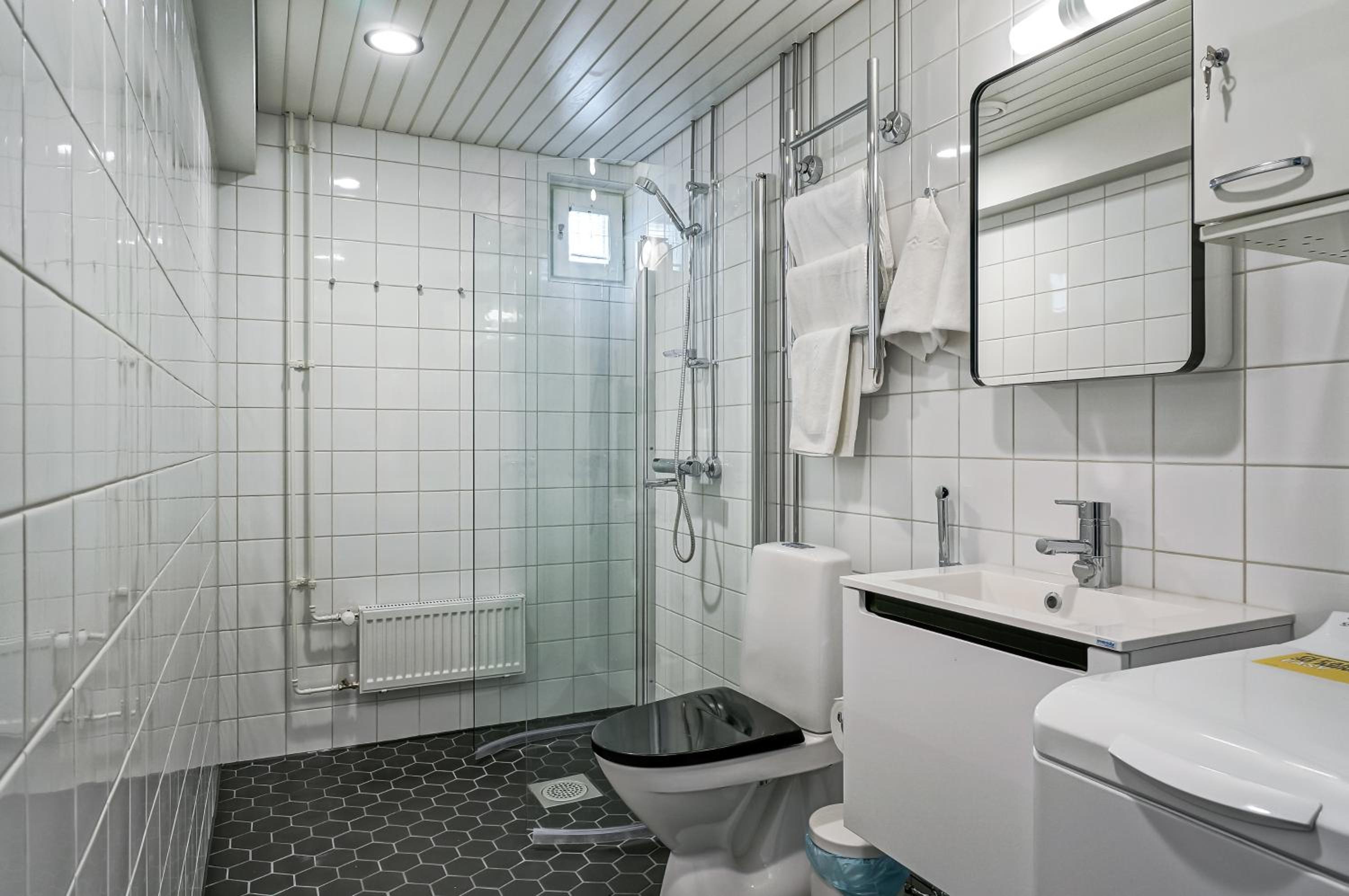 Studio (2 Adults) photo 2