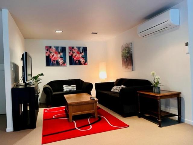Four-Bedroom House photo 1