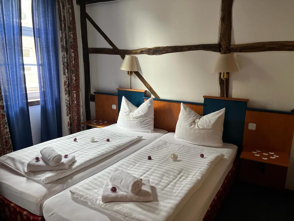 Double or Twin Room with Bathroom photo 1
