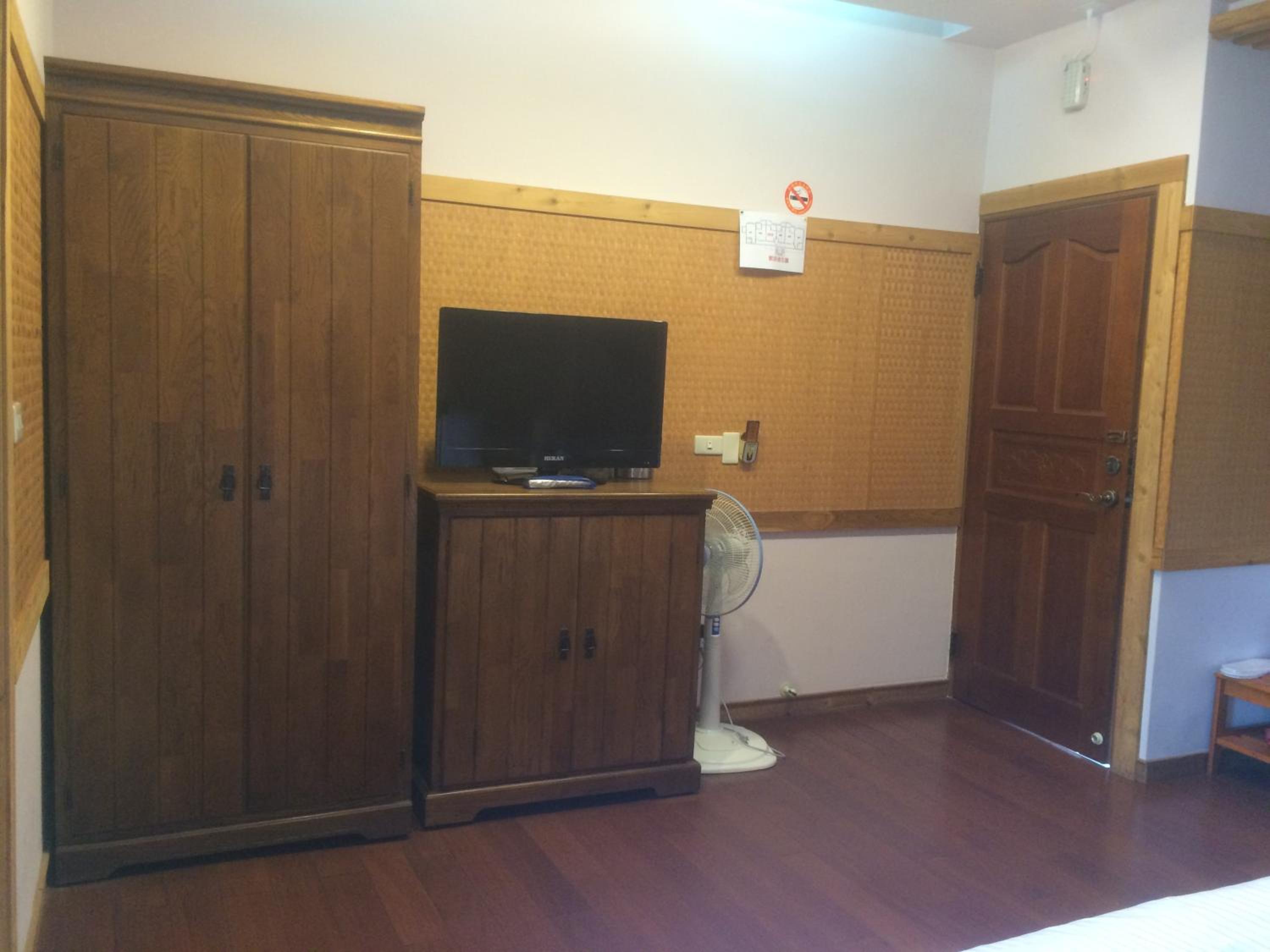 Standard Double Room - Photo 2