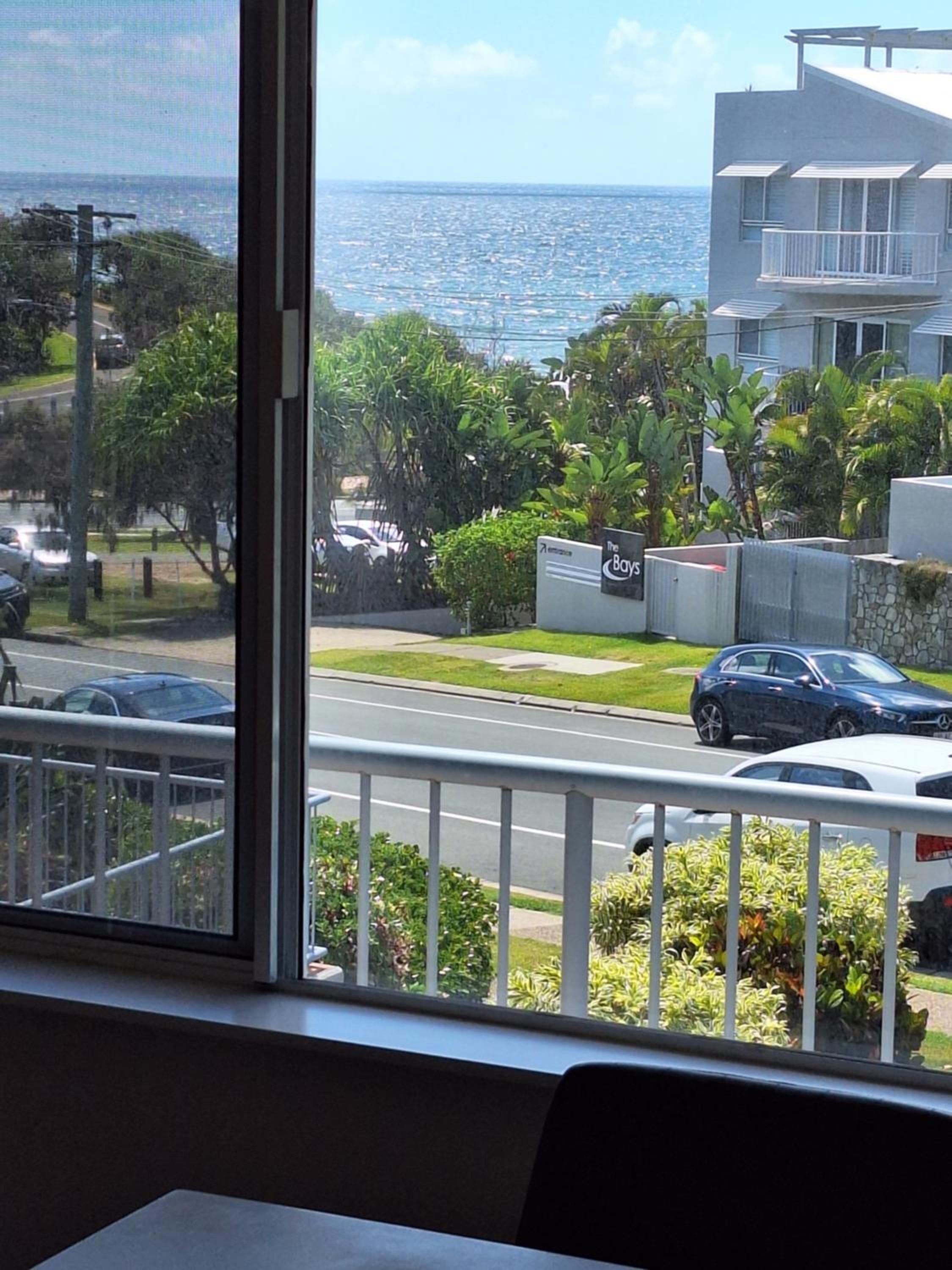 Two-Bedroom Apartment with Ocean View photo 2