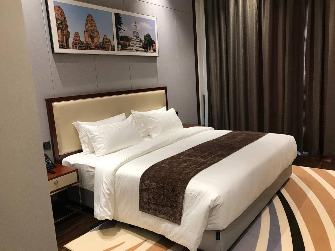 Deluxe Double Room, City View - Photo 4