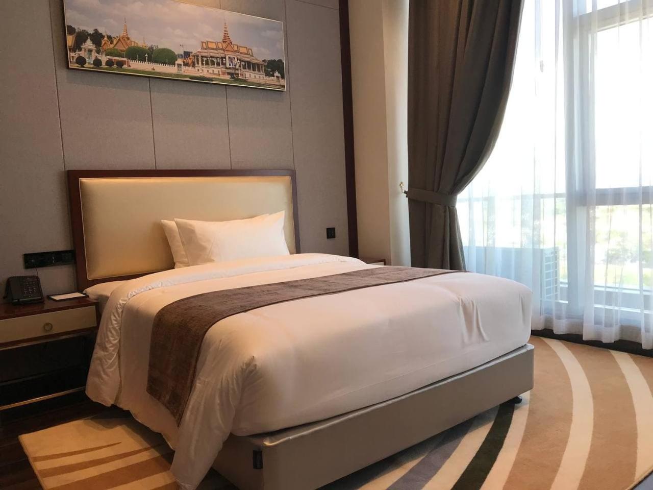 Deluxe Double Room, City View