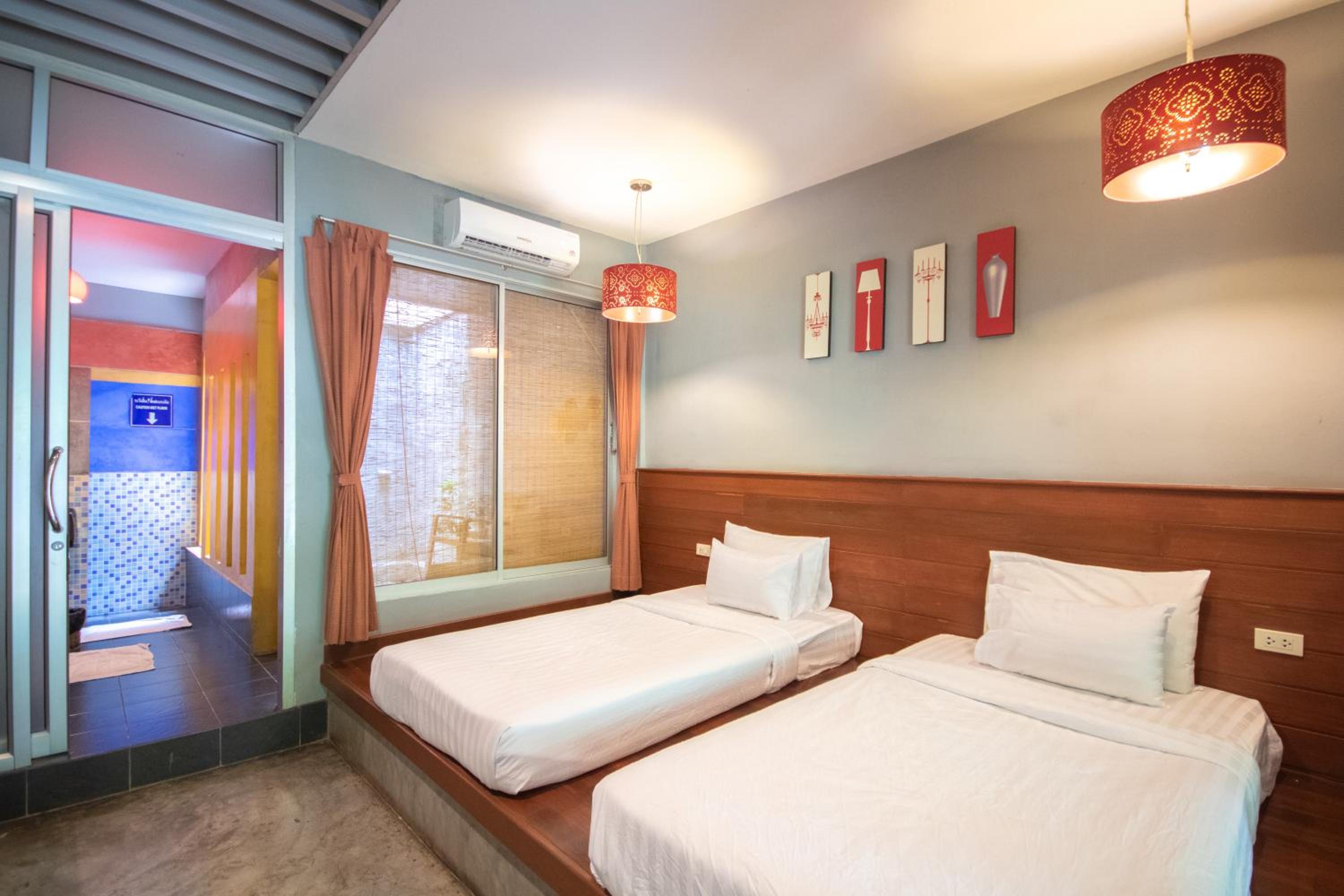 Deluxe Twin Room