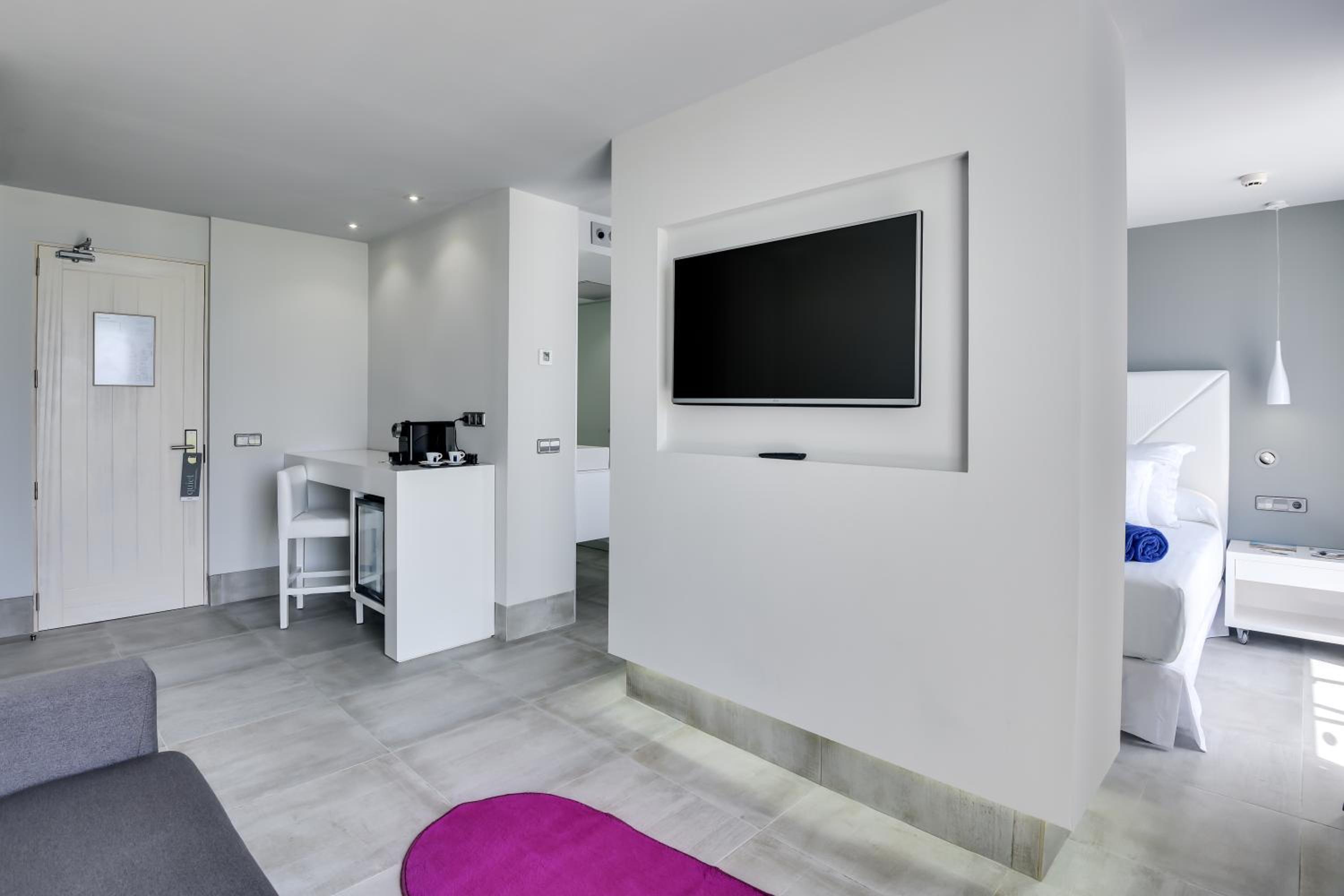 Junior Suite - Photo 2