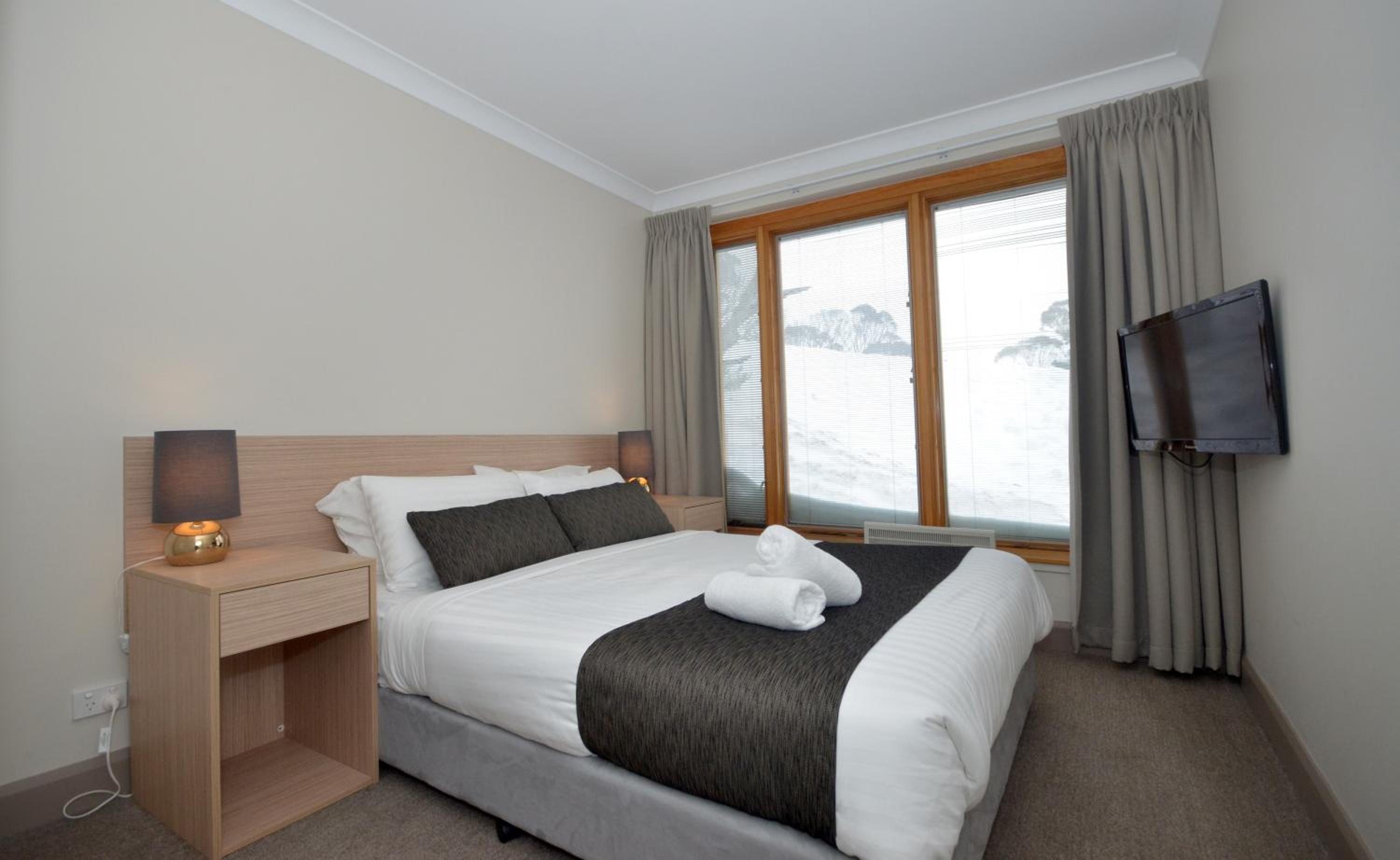 Chalet One-Bedroom Apartment