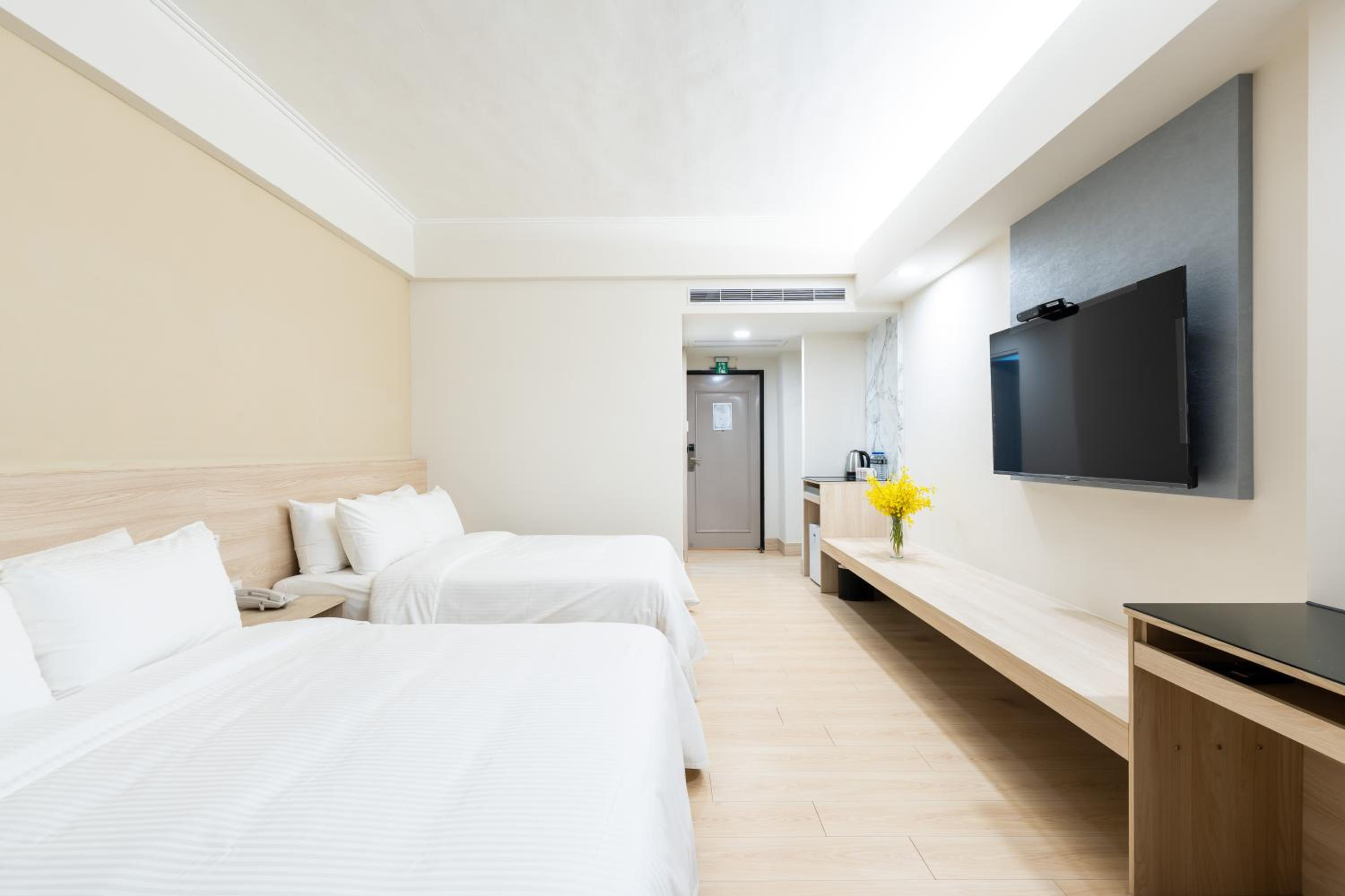 Quadruple Room with Shower
