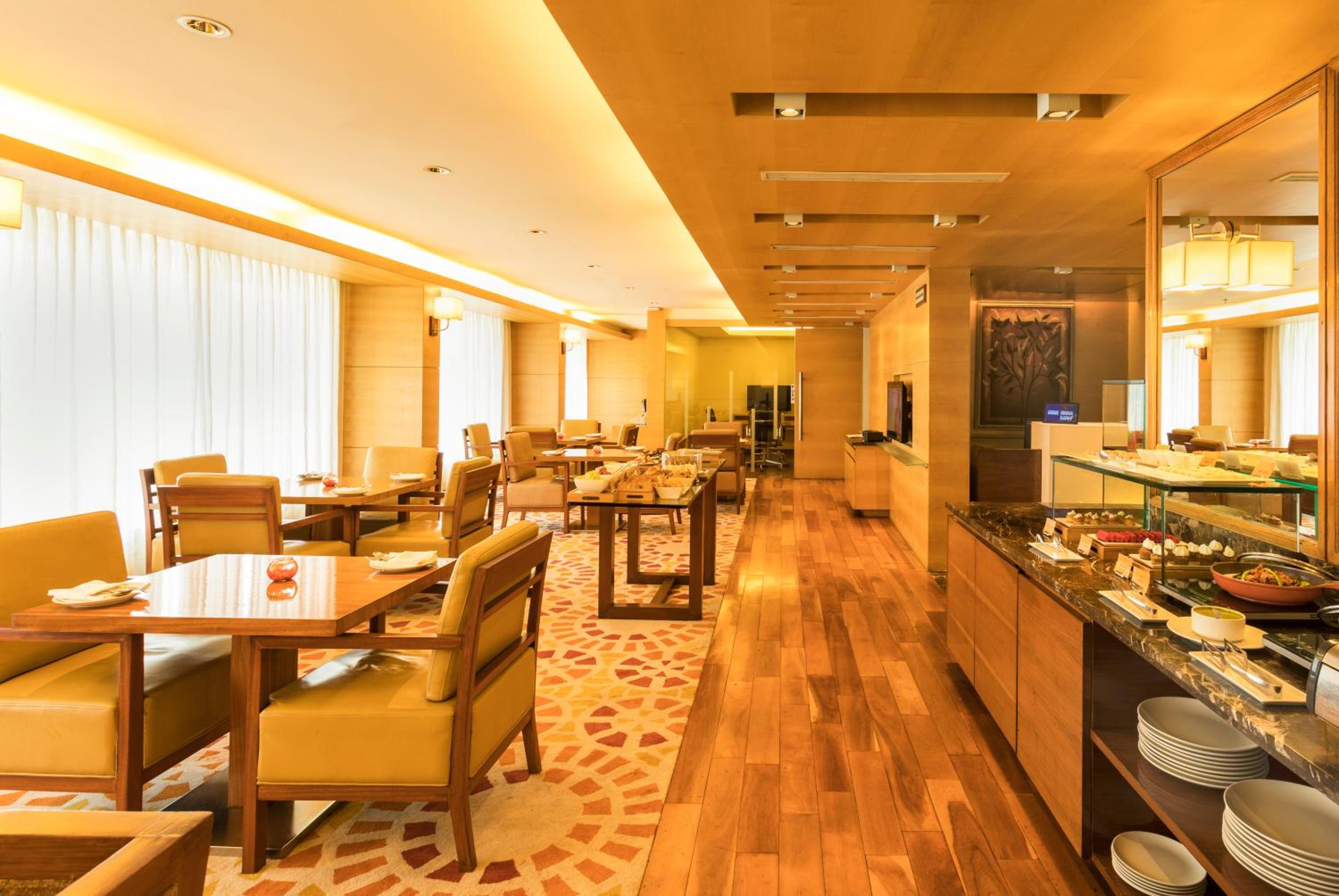 King Room - Club Lounge Access - Photo 2