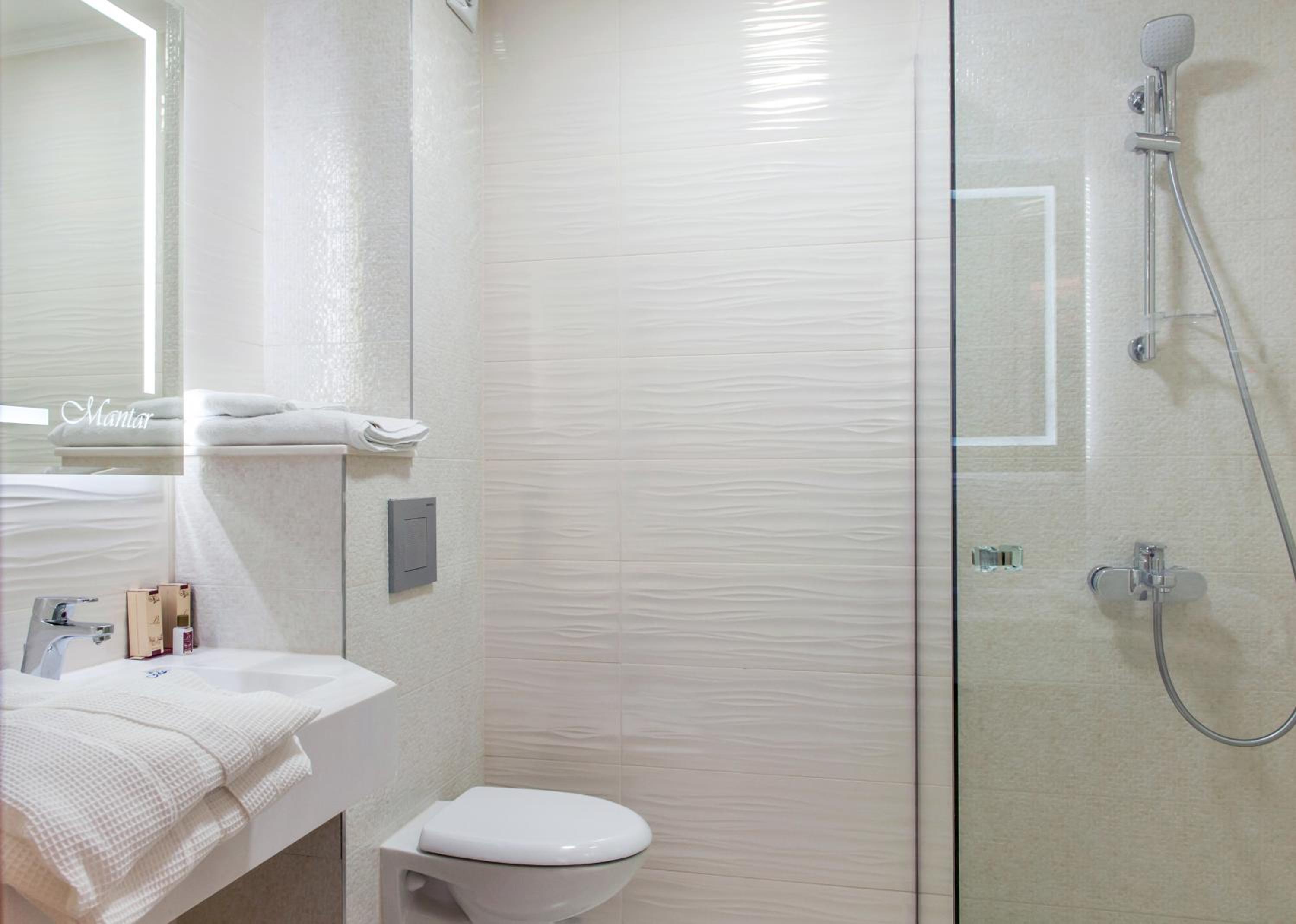 Double Room with Mountain View - Photo 4