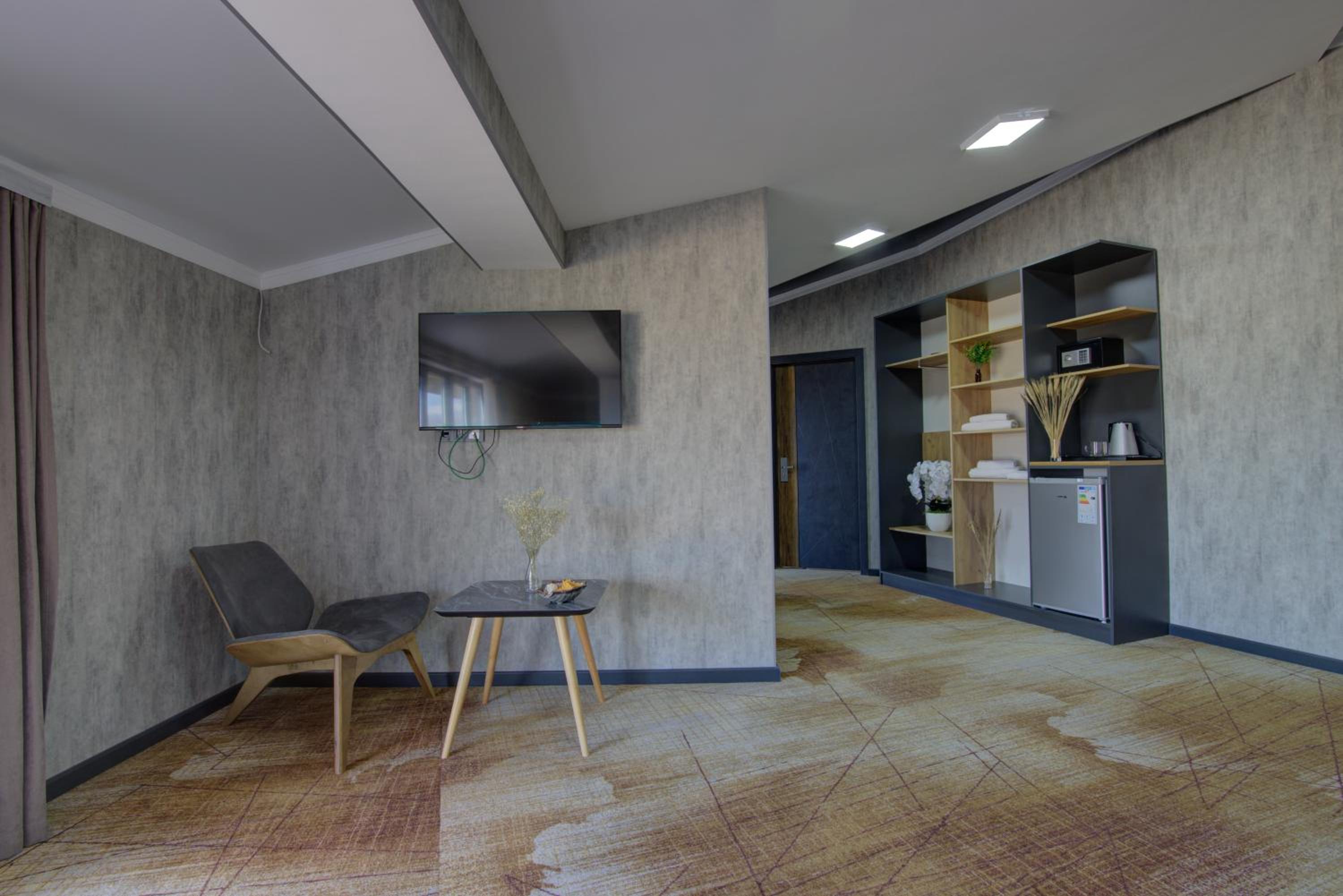 Quadruple Room with Lake View photo 1