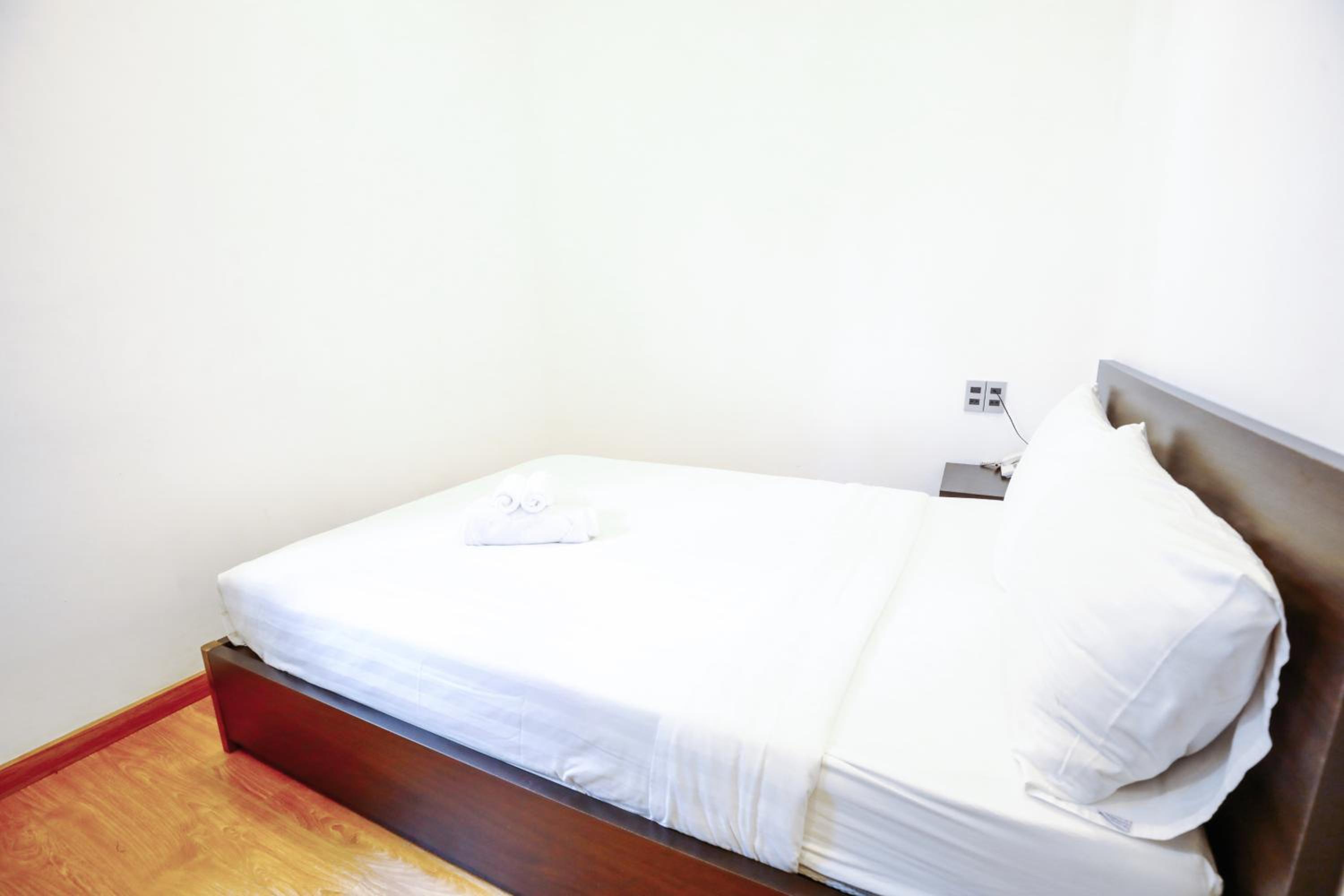 Queen Room photo 3
