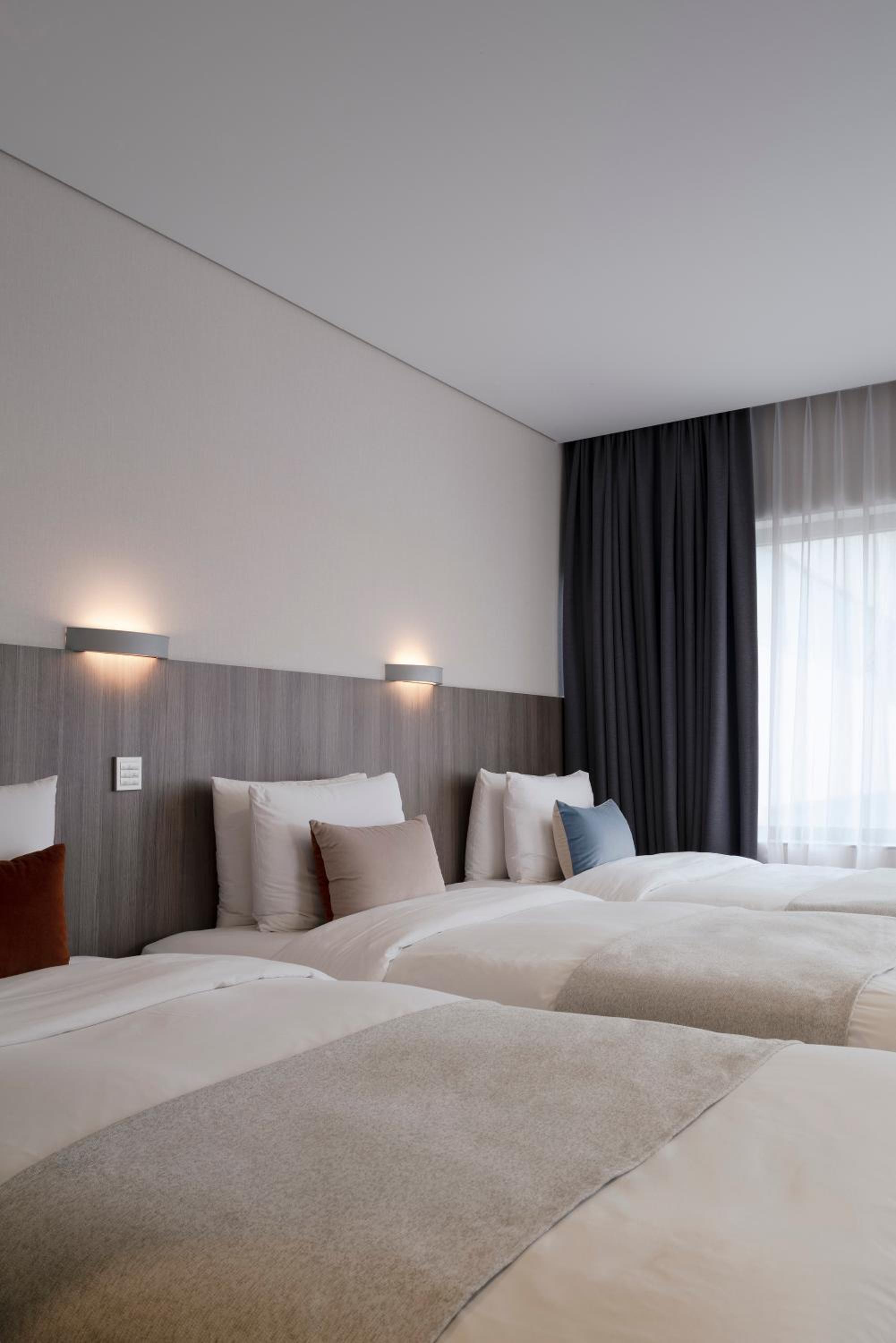 Deluxe Triple Room  photo 2