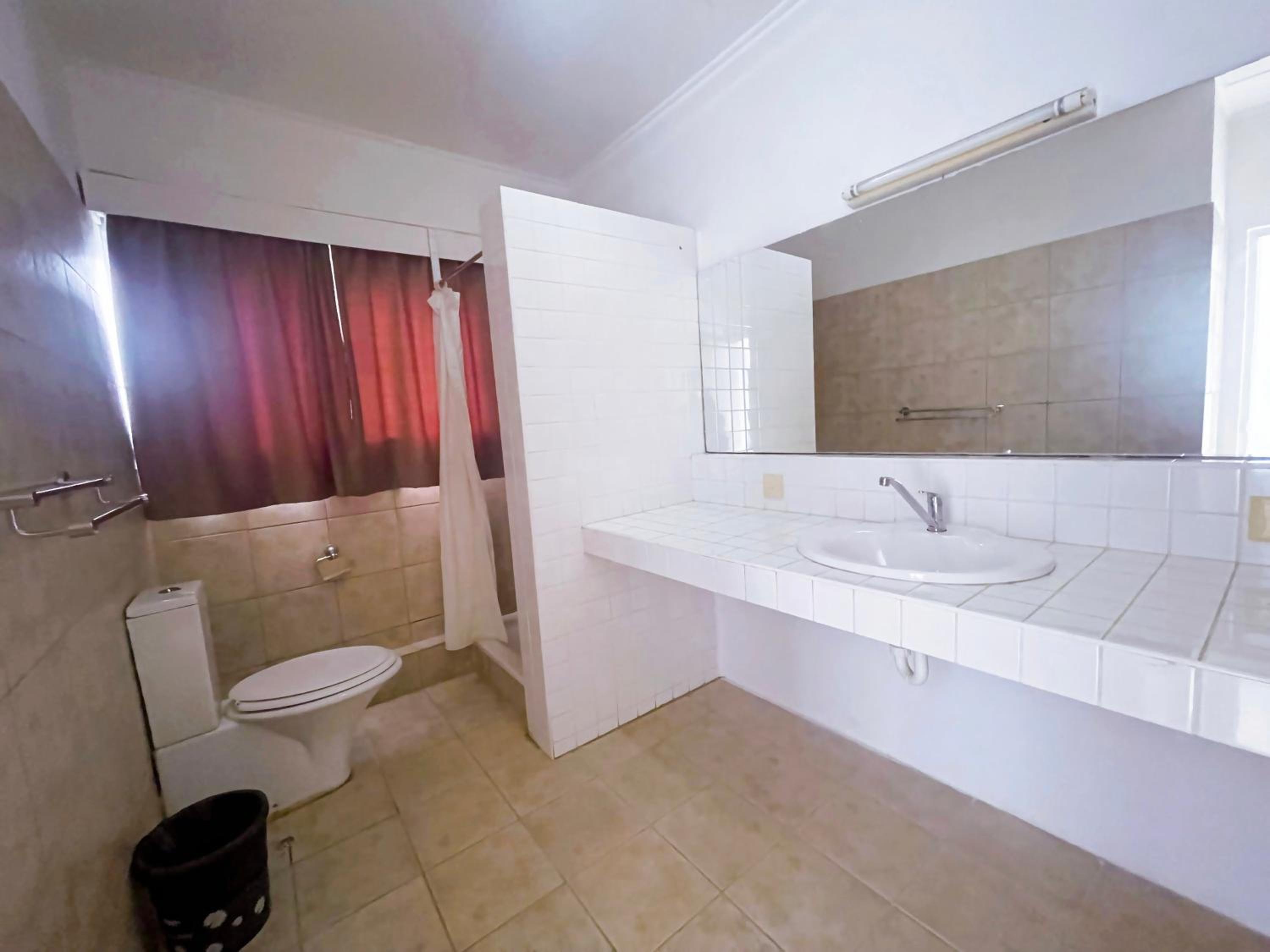 Two-Bedroom Suite - Photo 3