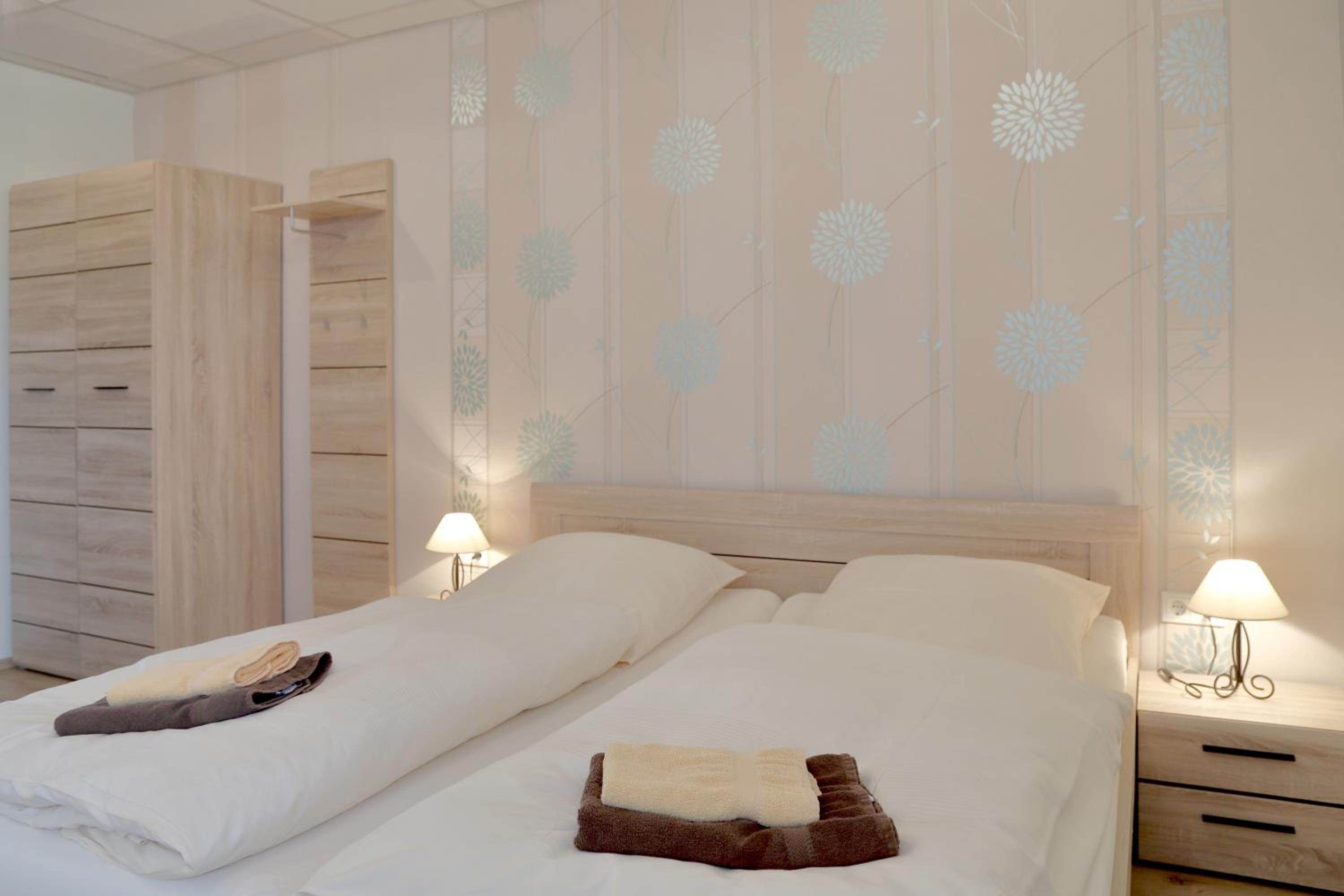 Double or Twin Room - Photo 1