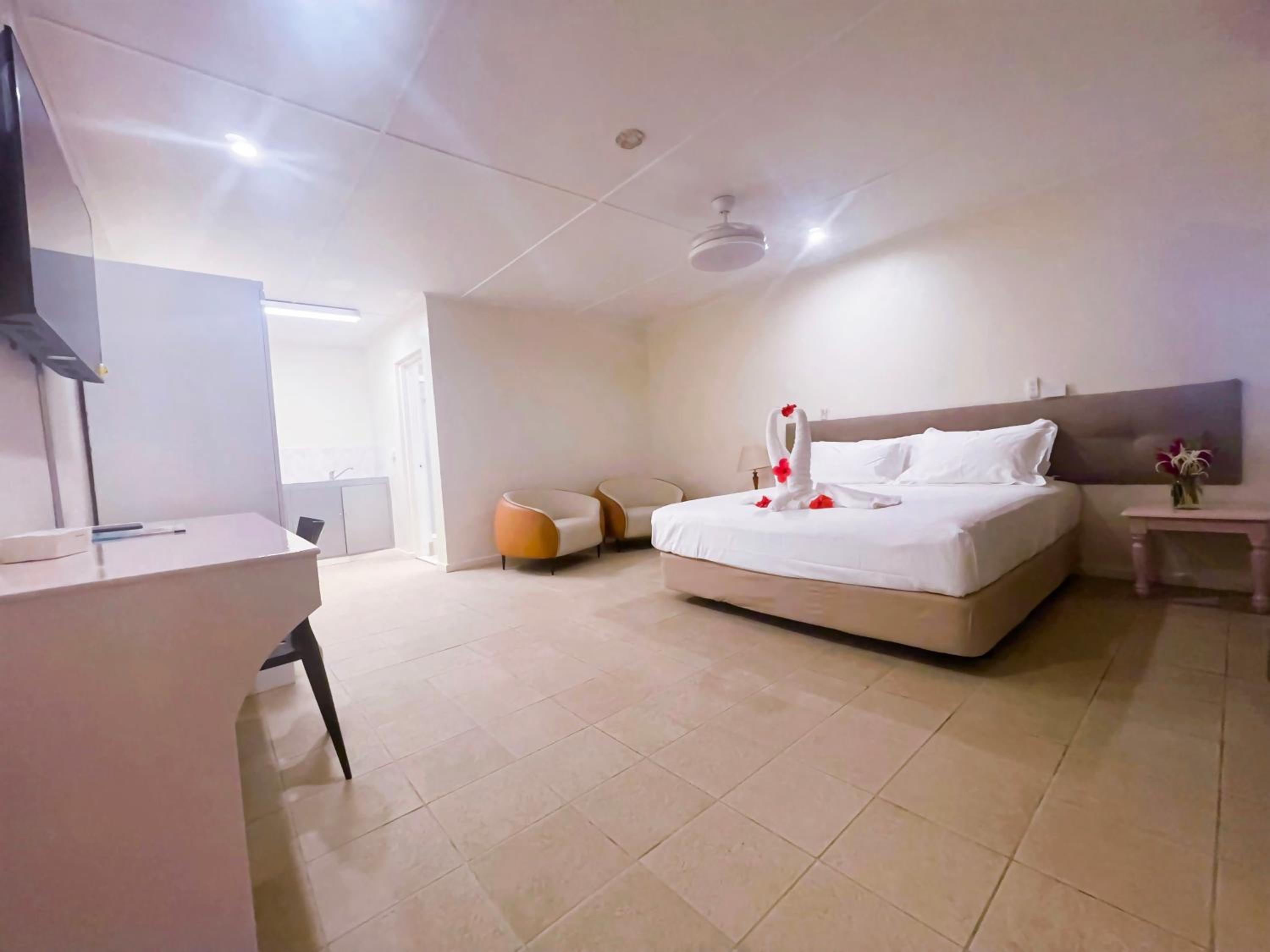 Suite with Garden View photo 3