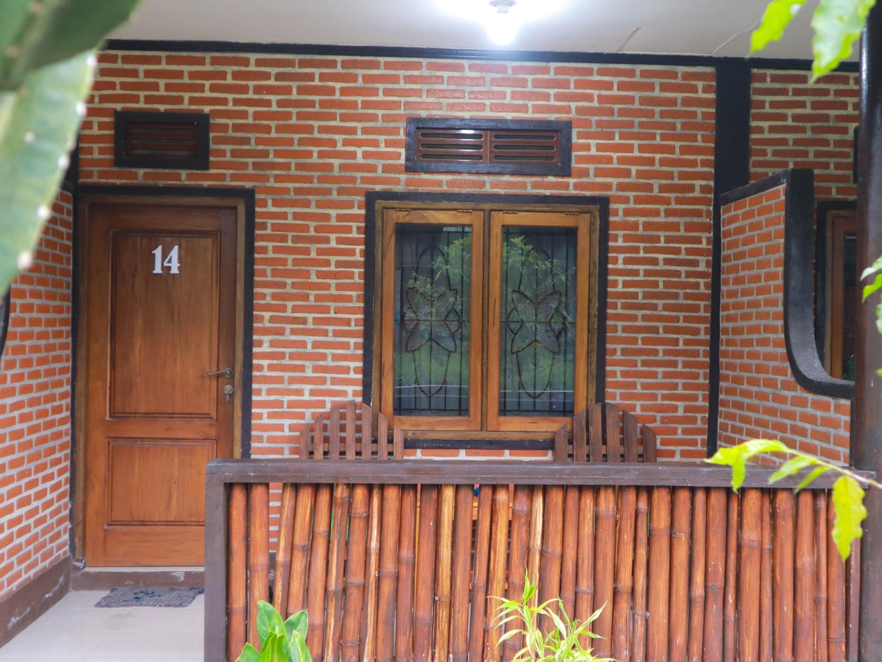 Standard Double Room with Fan photo 3