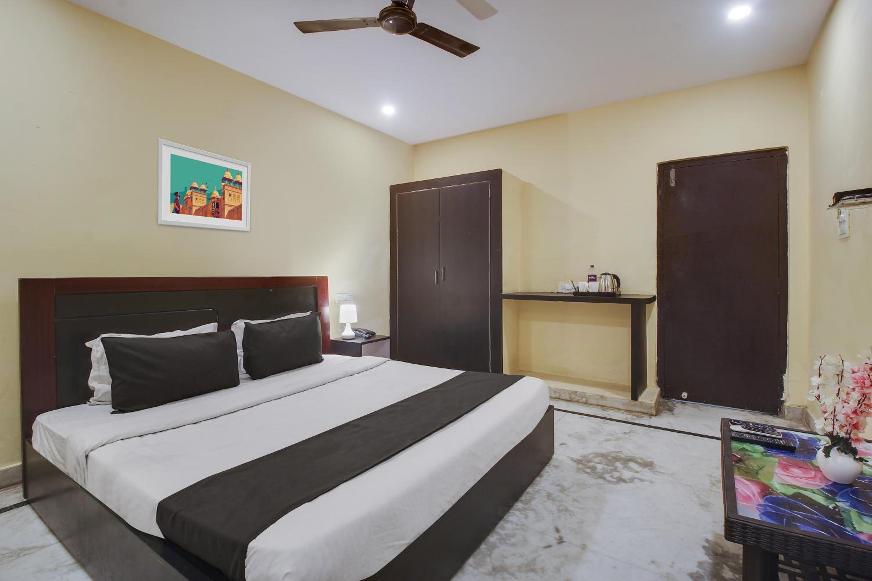 Deluxe Double Room photo 3