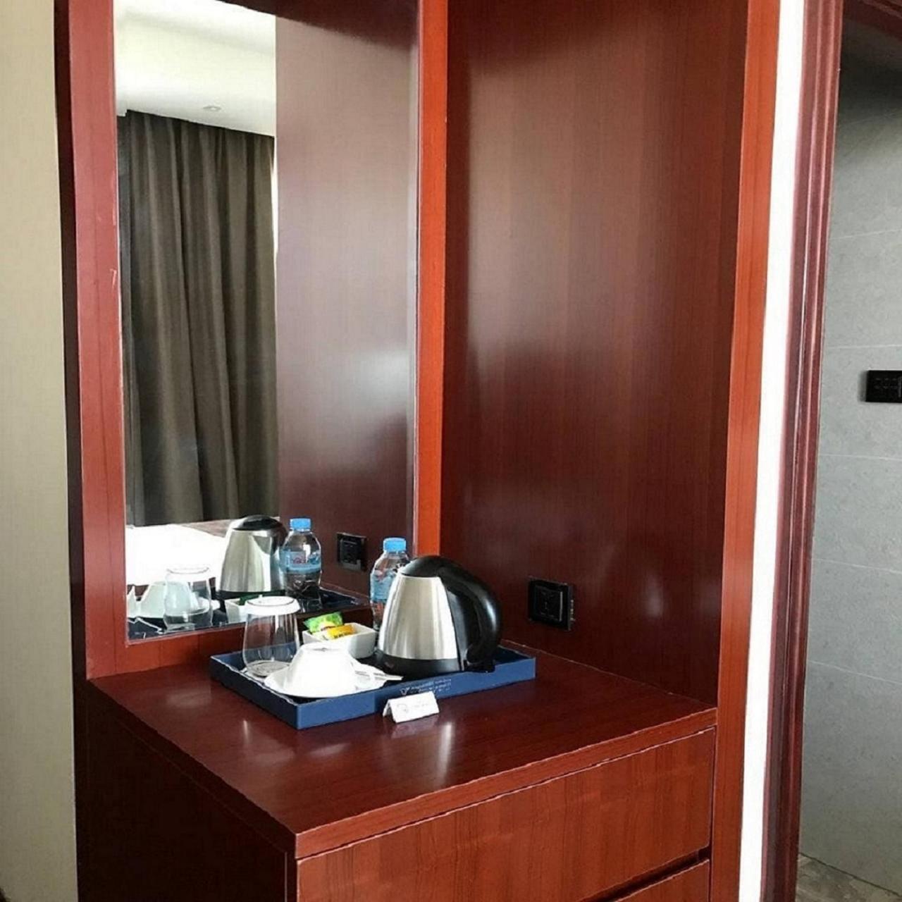 Superior Double Room, No window - Photo 7