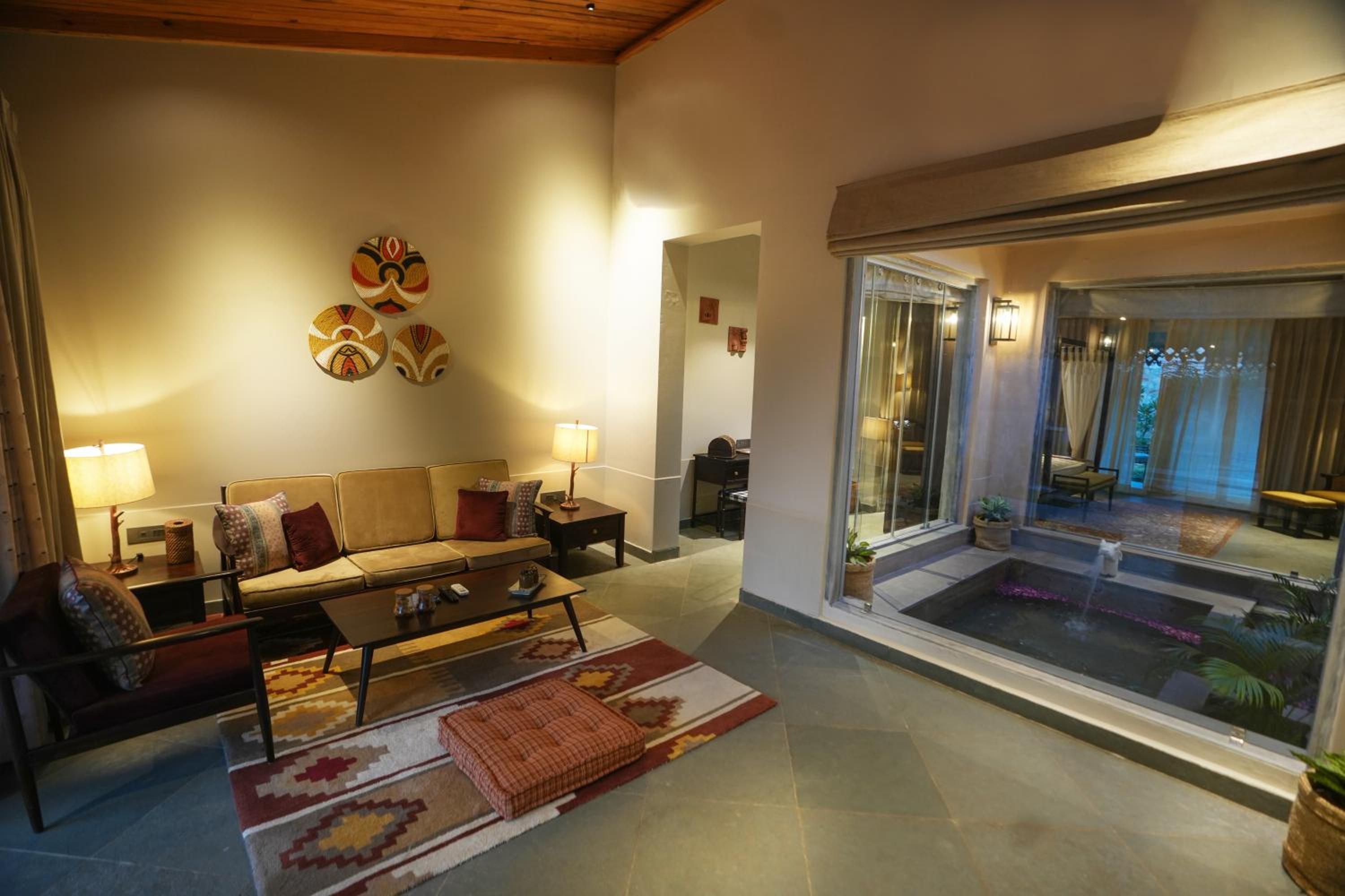 Luxury Villa With Heated Plunge Pool photo 1