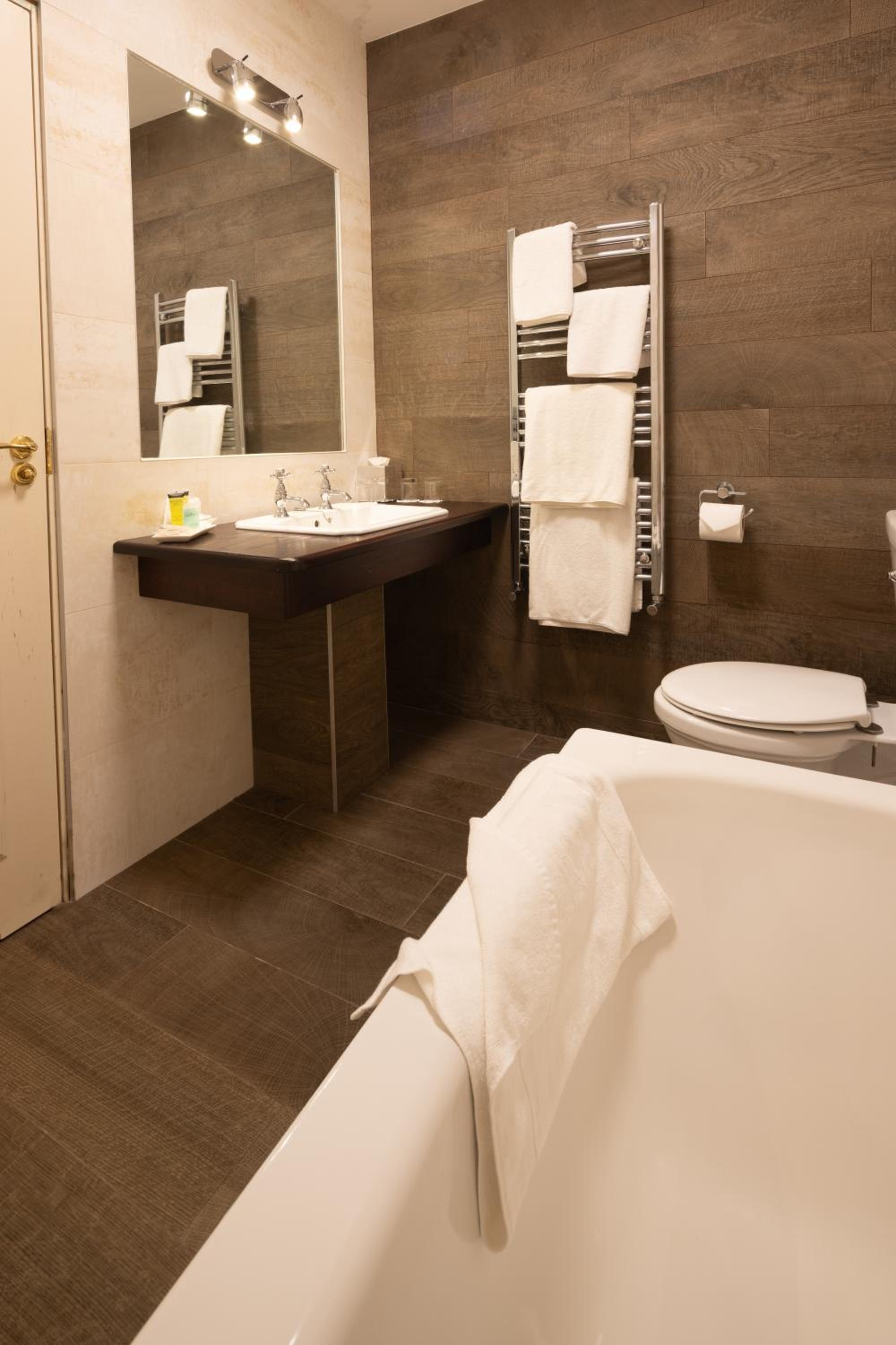 Twin Room - Photo 4