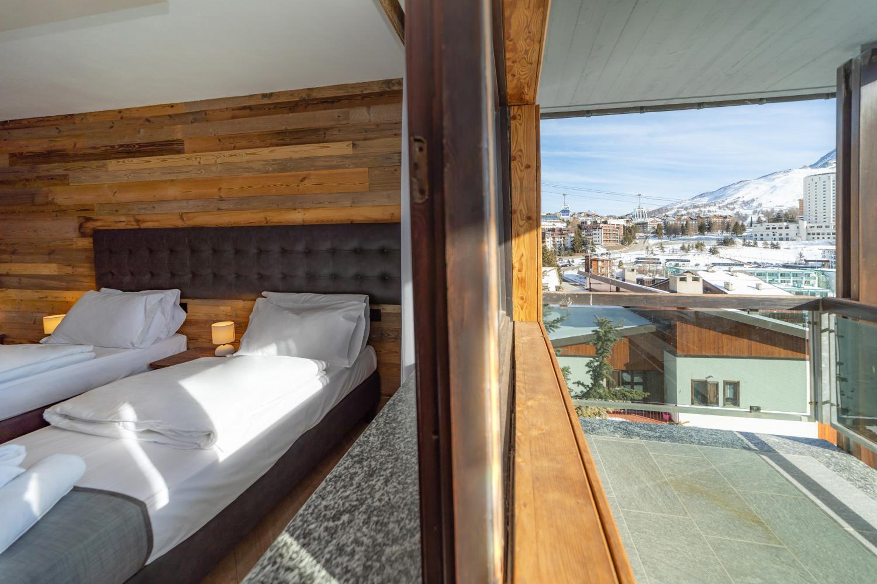 Double or Twin Room photo 3