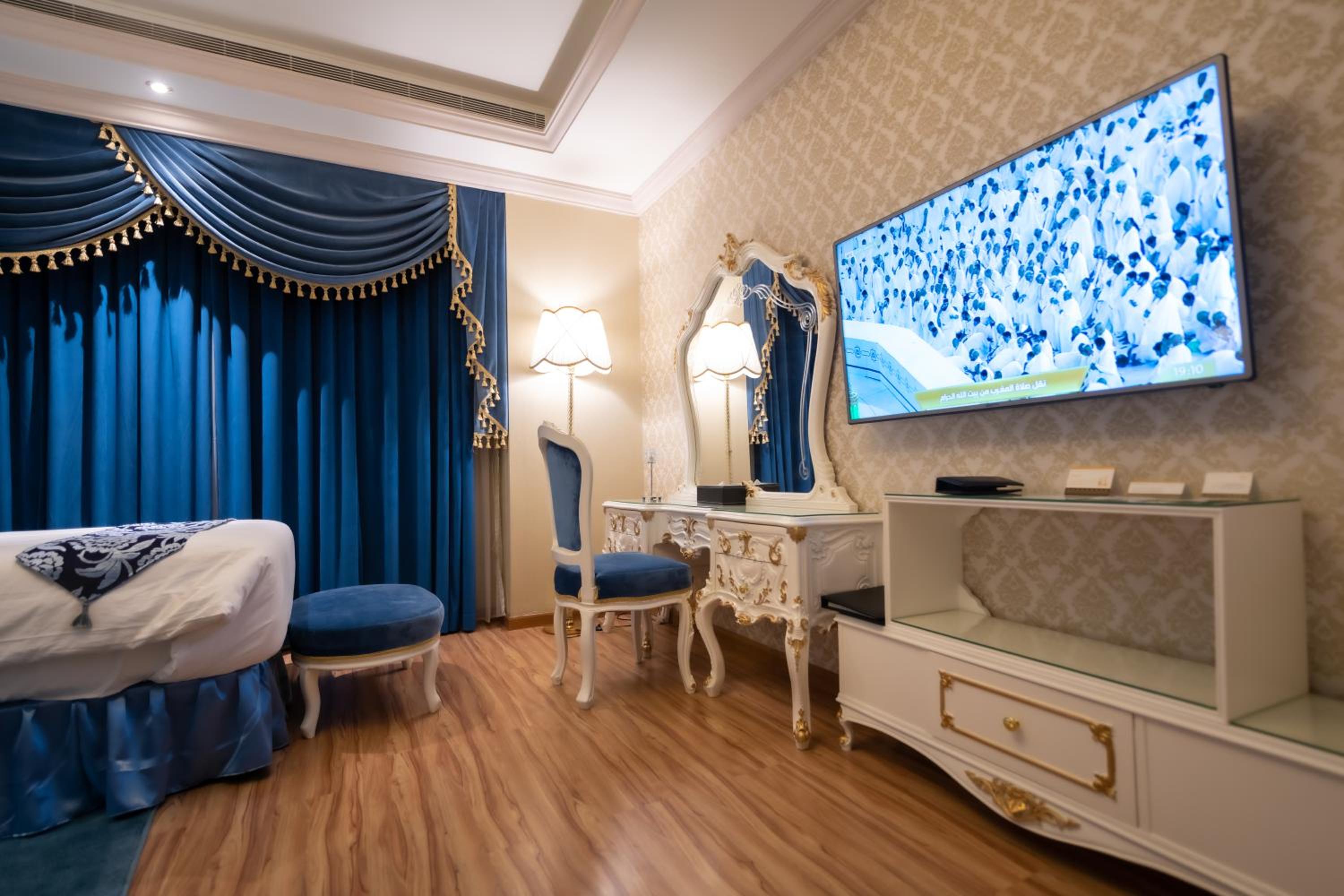 Standard Twin Room - Photo 2