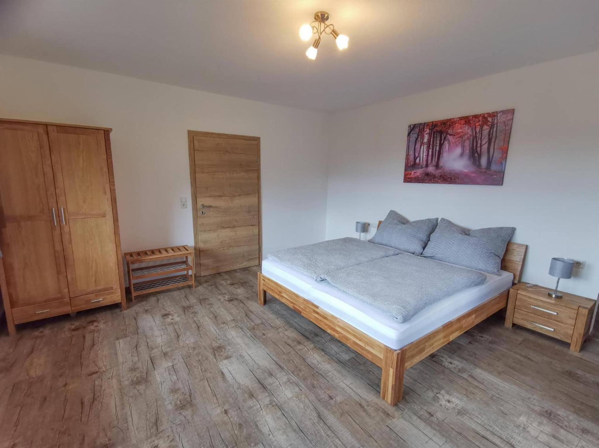 One-Bedroom Apartment with Shower photo 1
