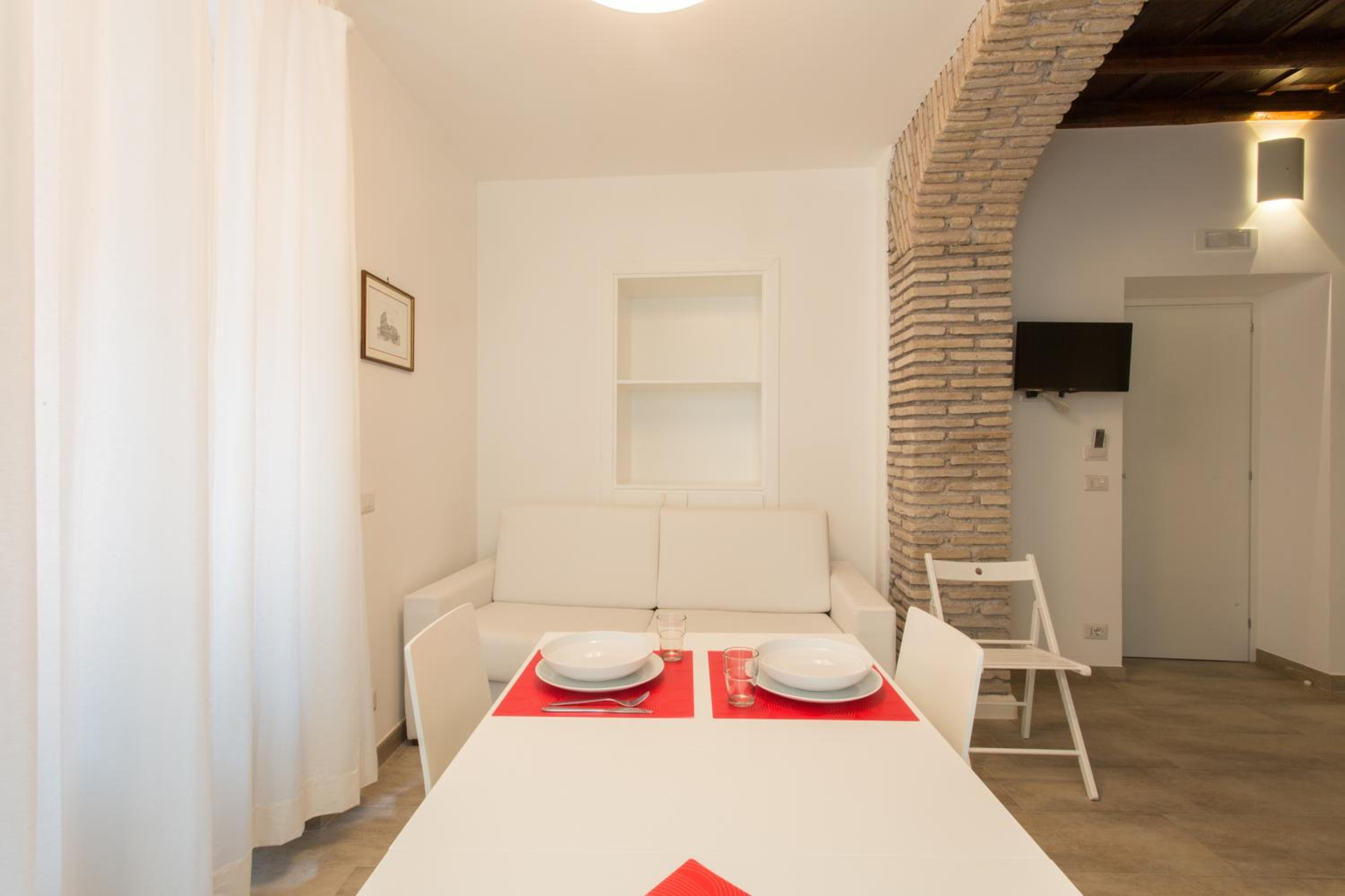 Deluxe Apartment Trevi photo 3