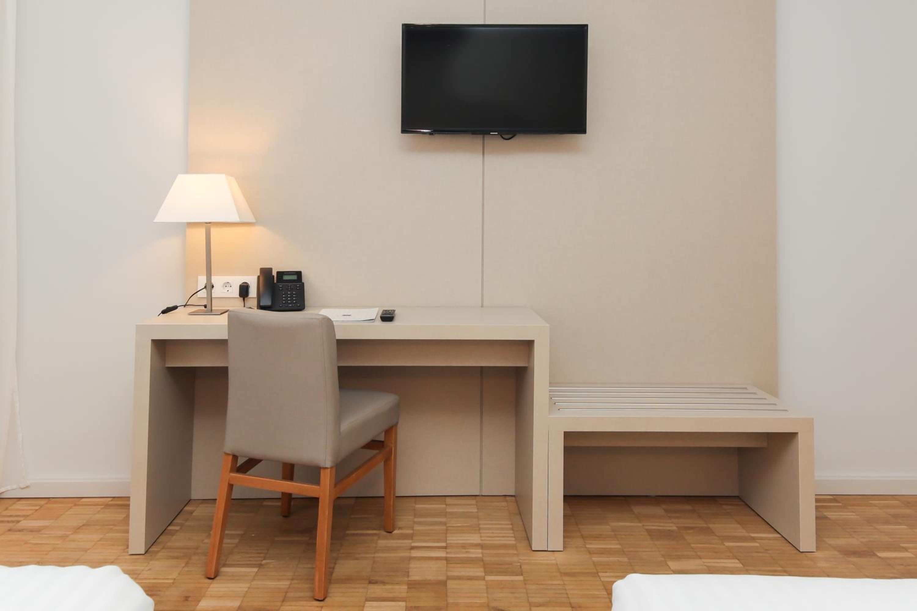 Habitación Doble o con Dos Camas Deluxe - Planta Baja Habitación Doble o con Dos Camas Deluxe - Planta Baja