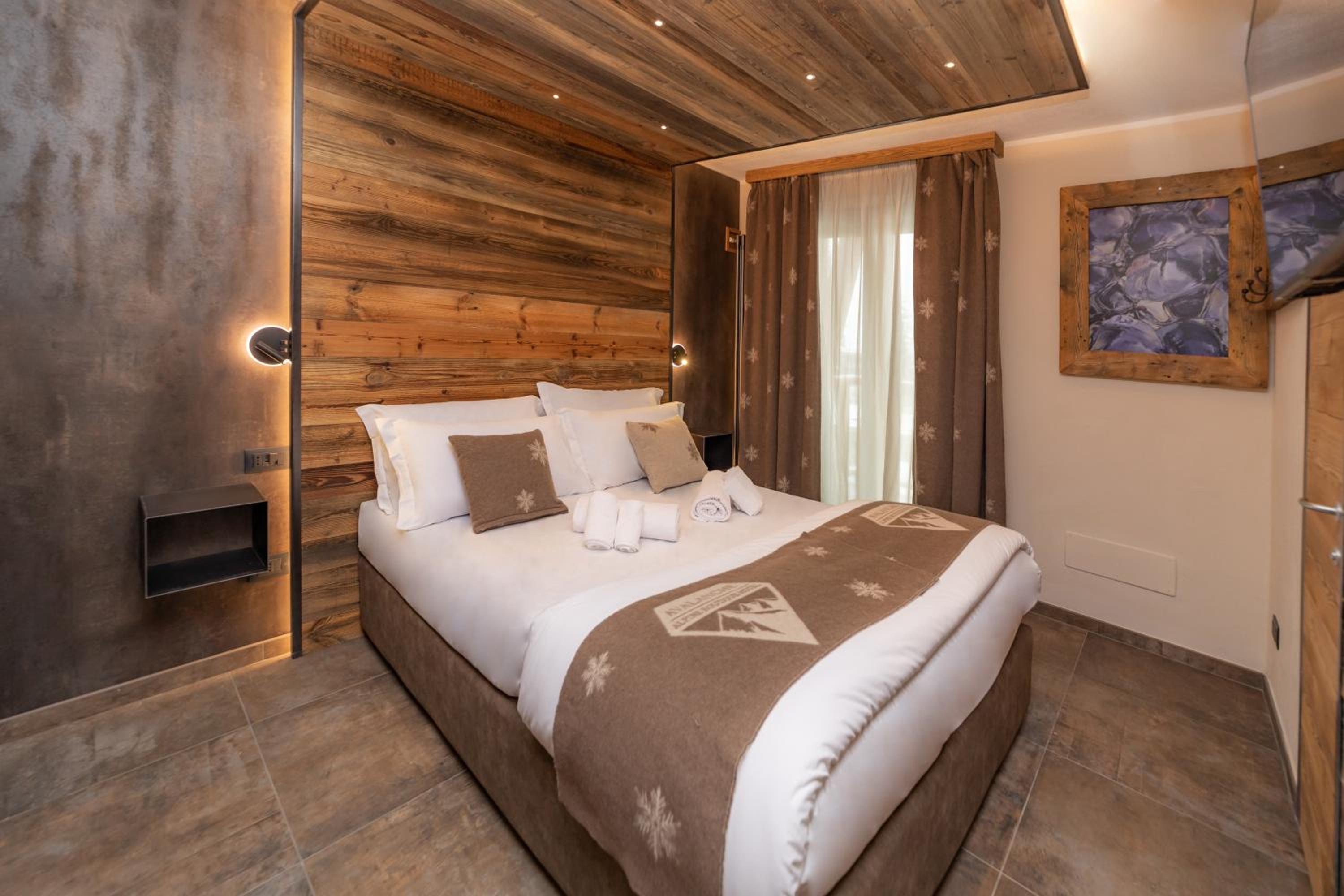 Superior Double or Twin Room - Photo 1