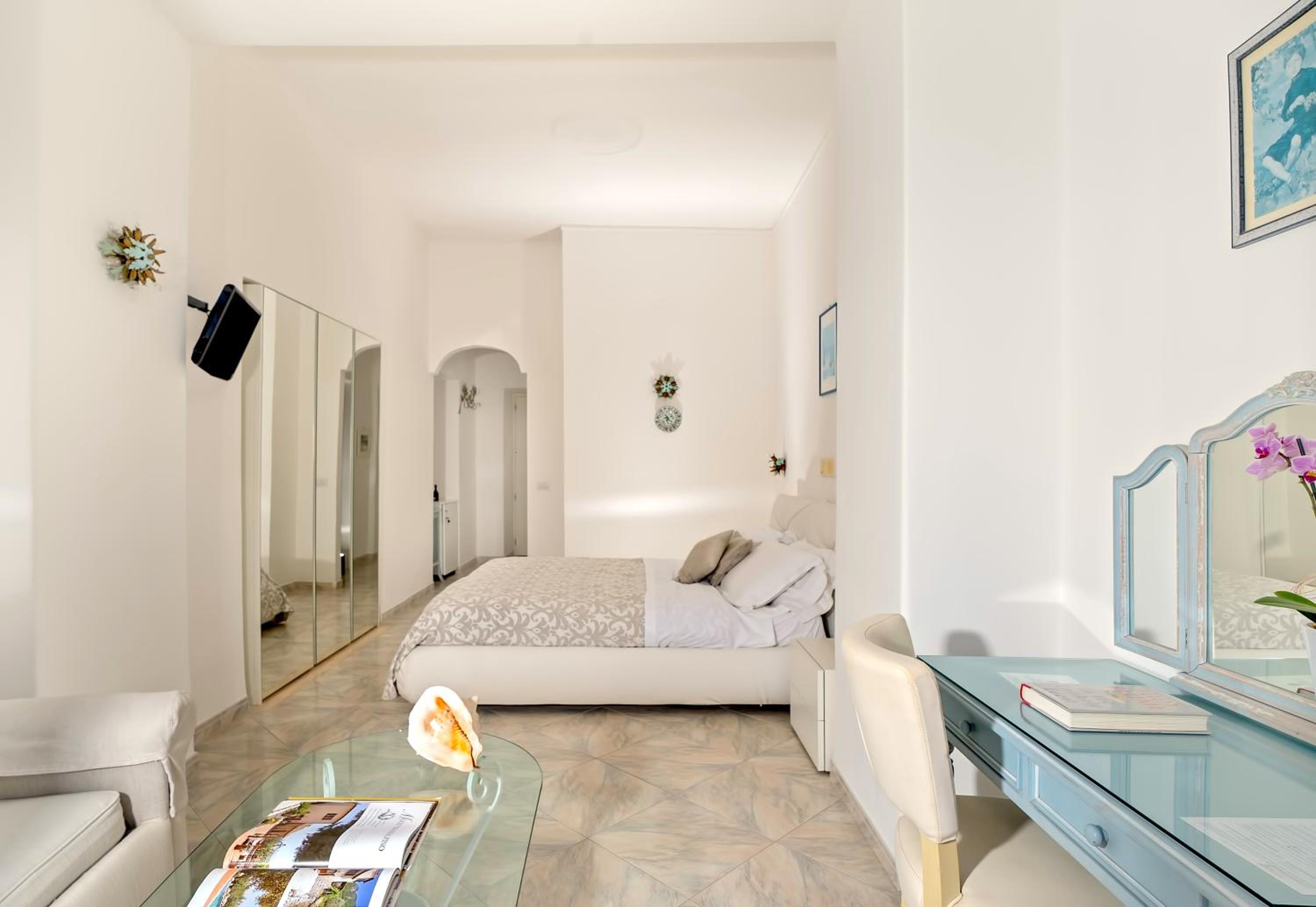 Superior Double or Twin Room with Sea View