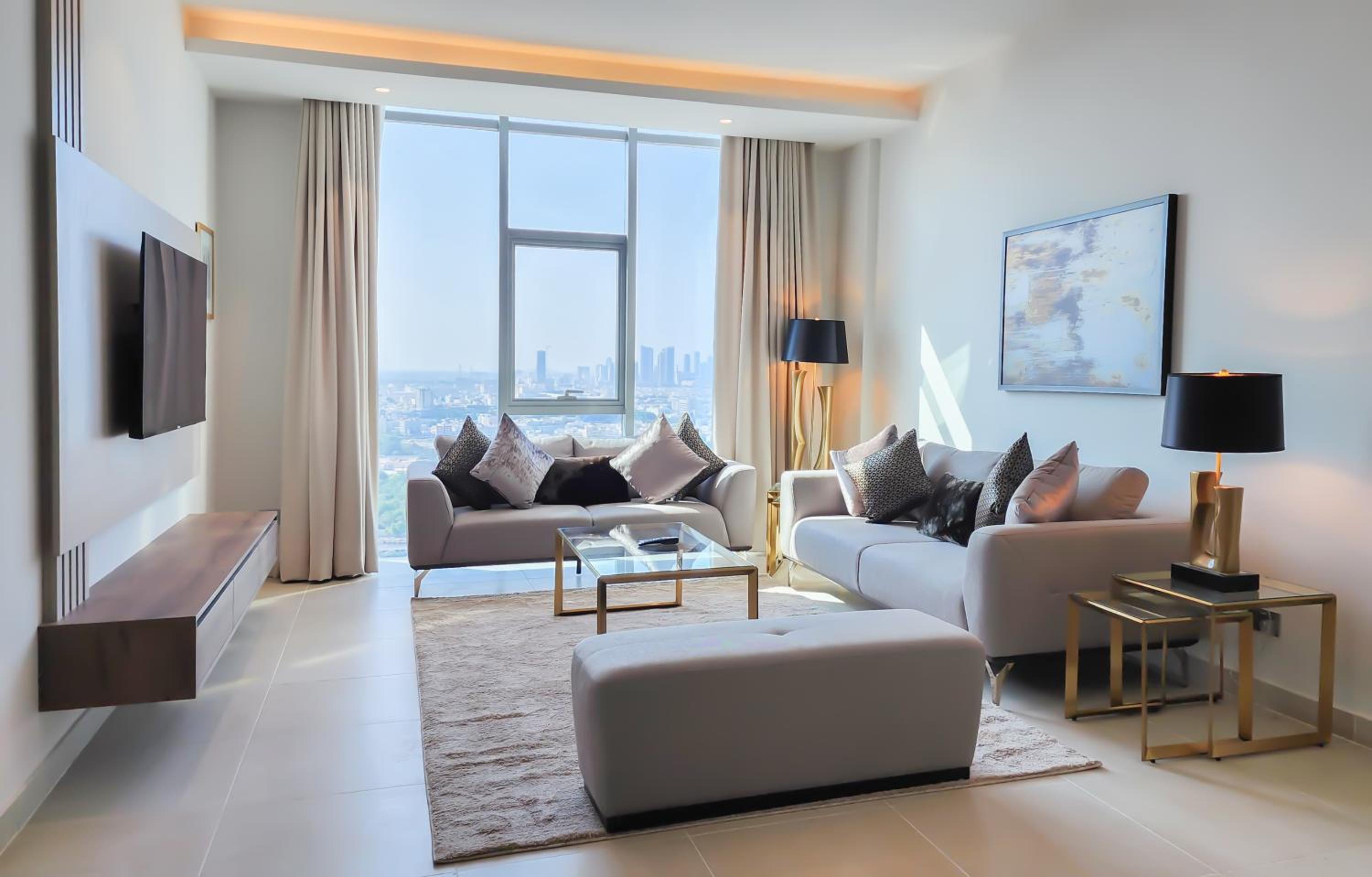 Deluxe King Suite
