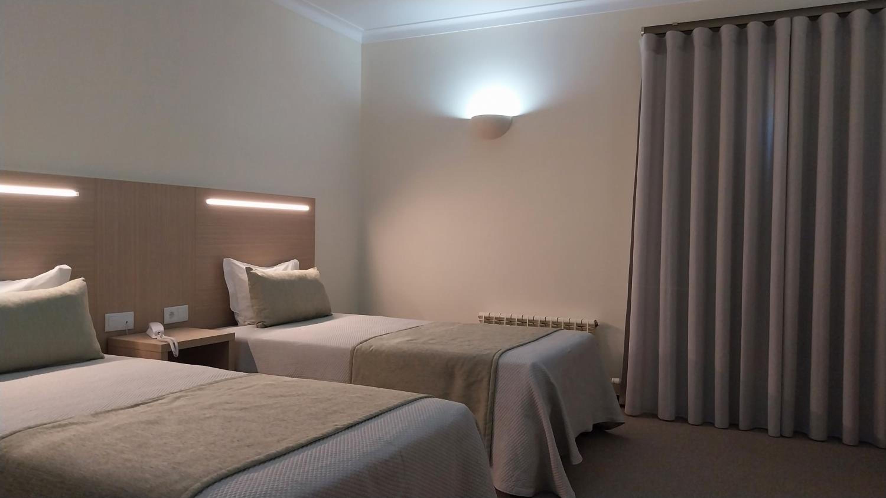 Twin Room (1 Adult)