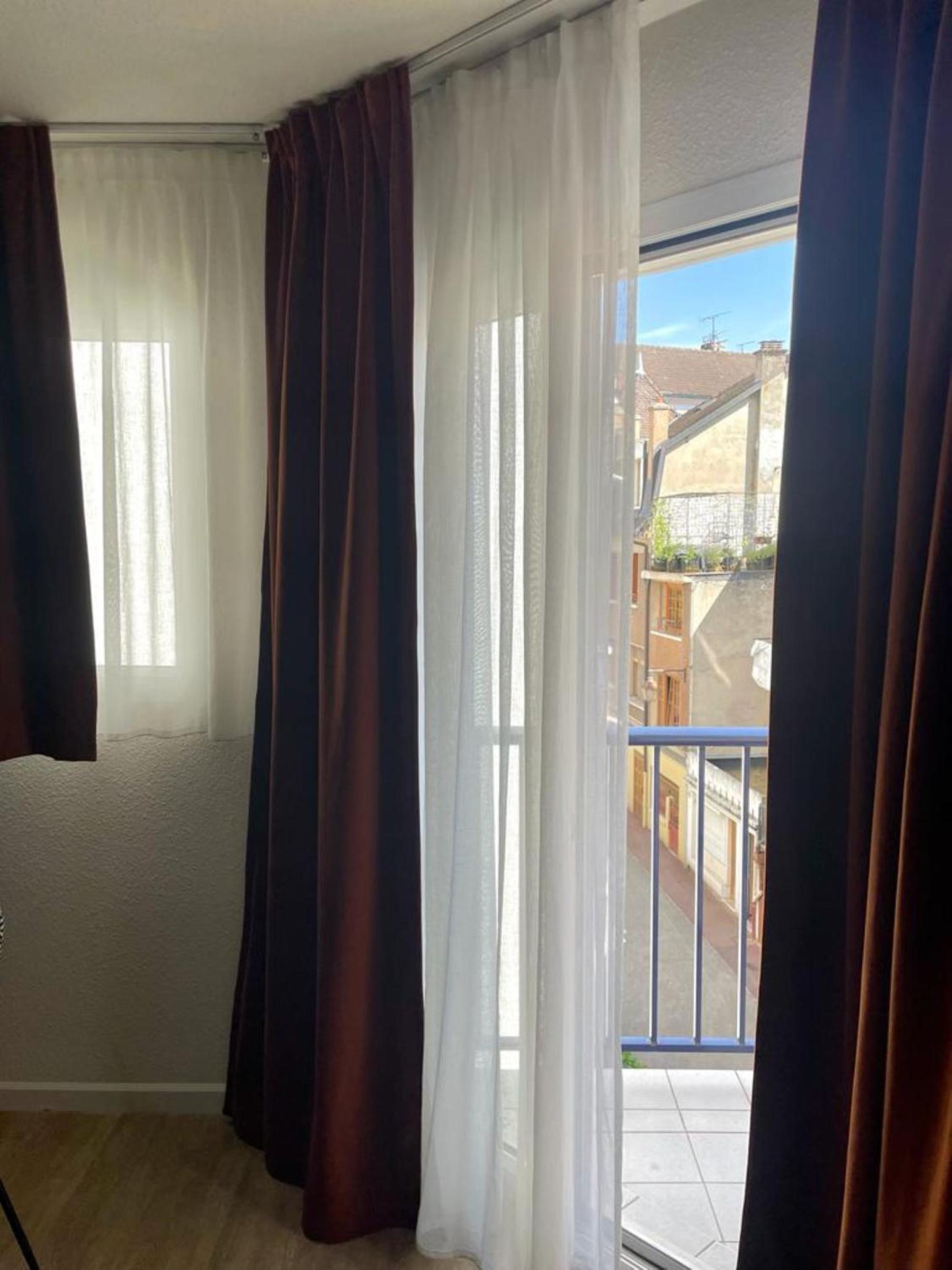 Double or Twin Room with Balcony - Photo 4