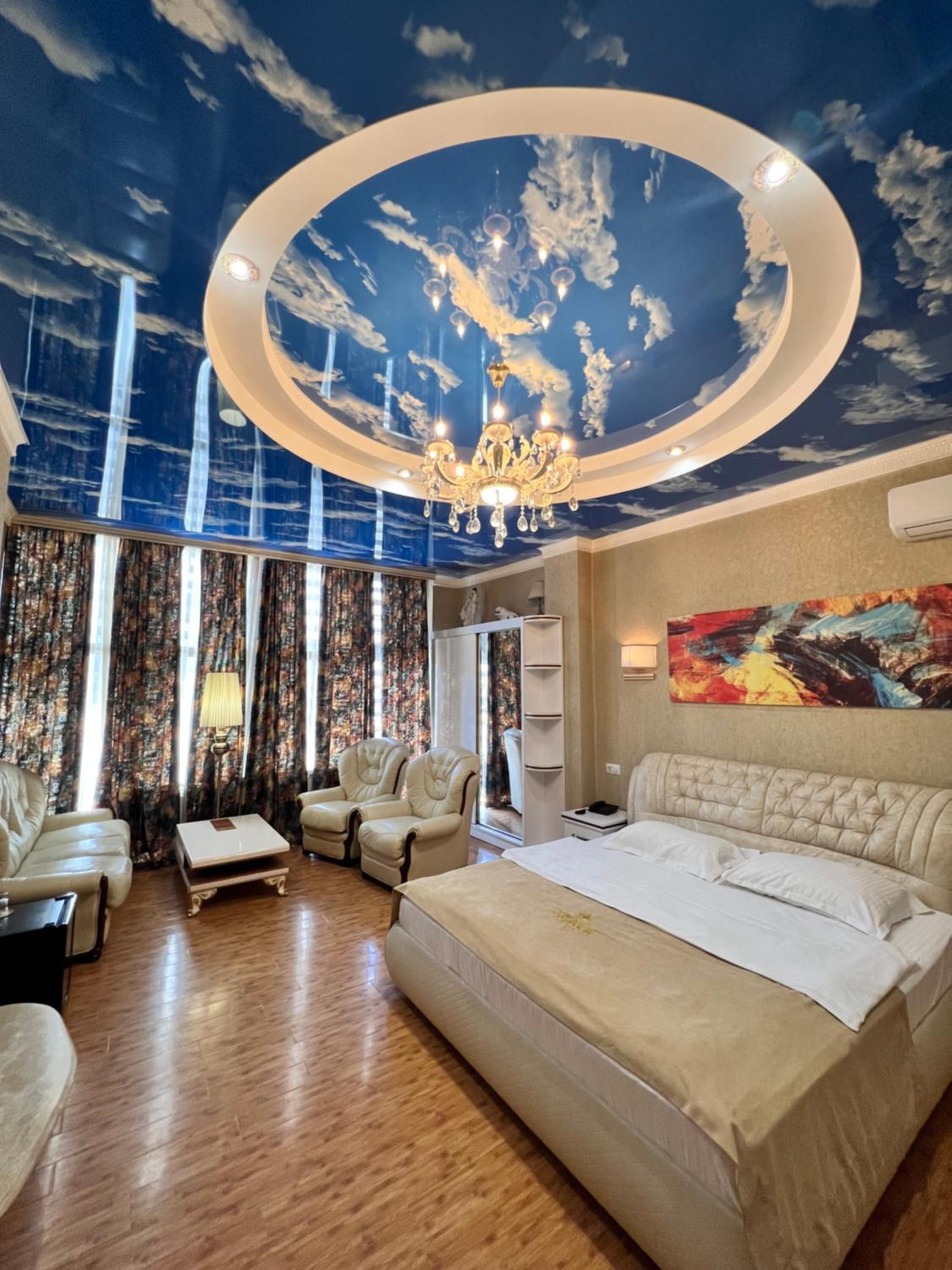 King Room with Spa Bath