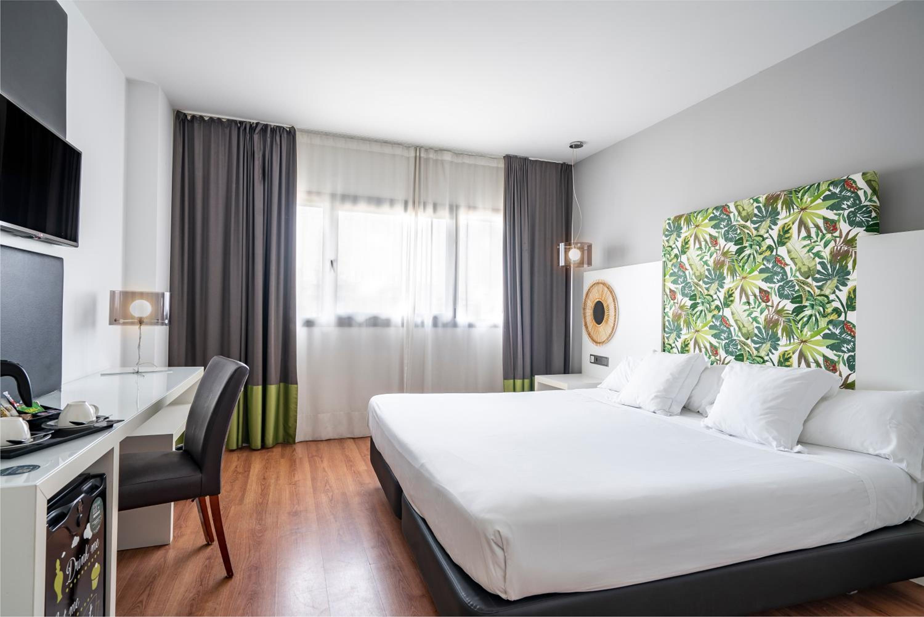 Double or Twin Room - Photo 1