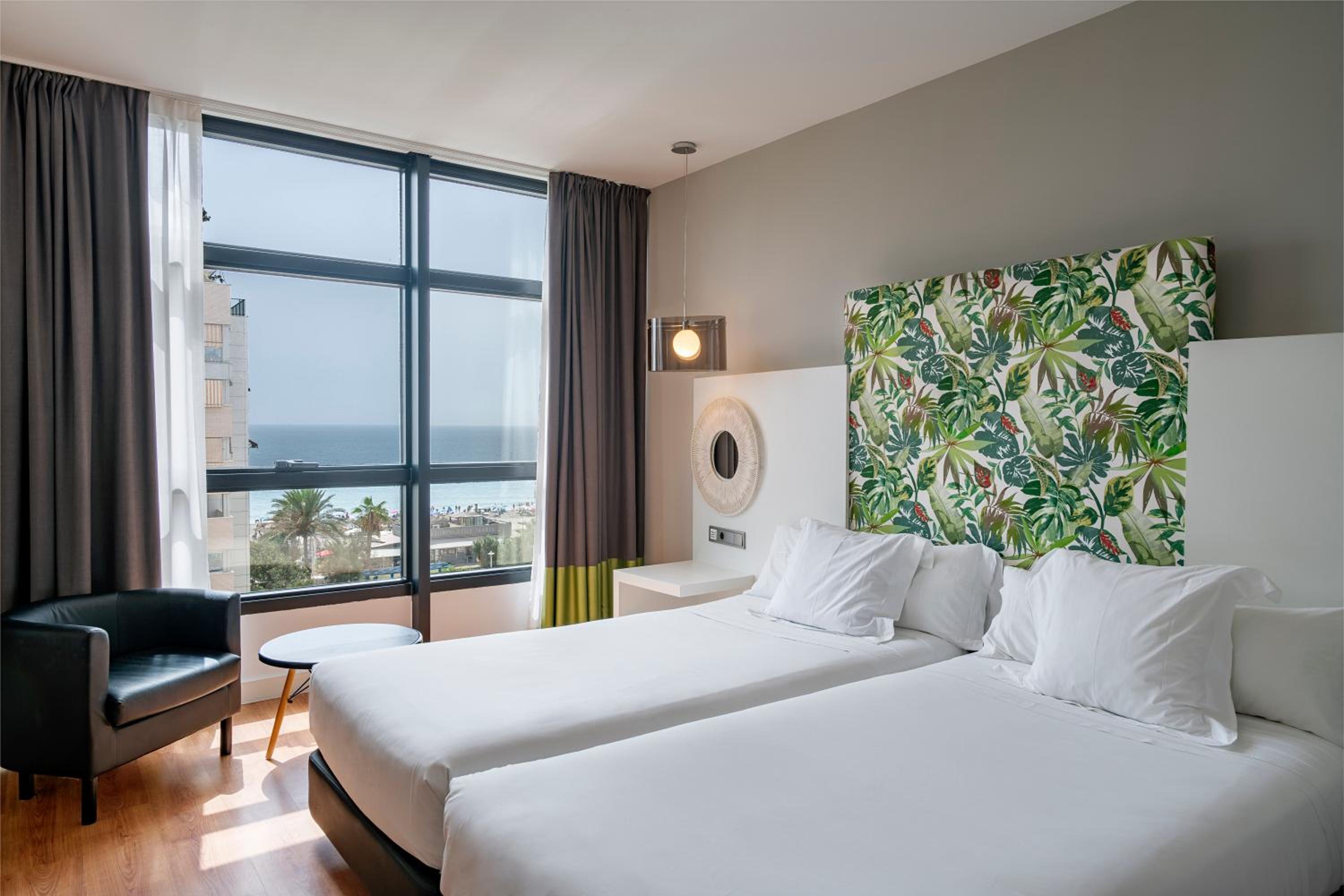 Superior Double or Twin Room with Views photo 2