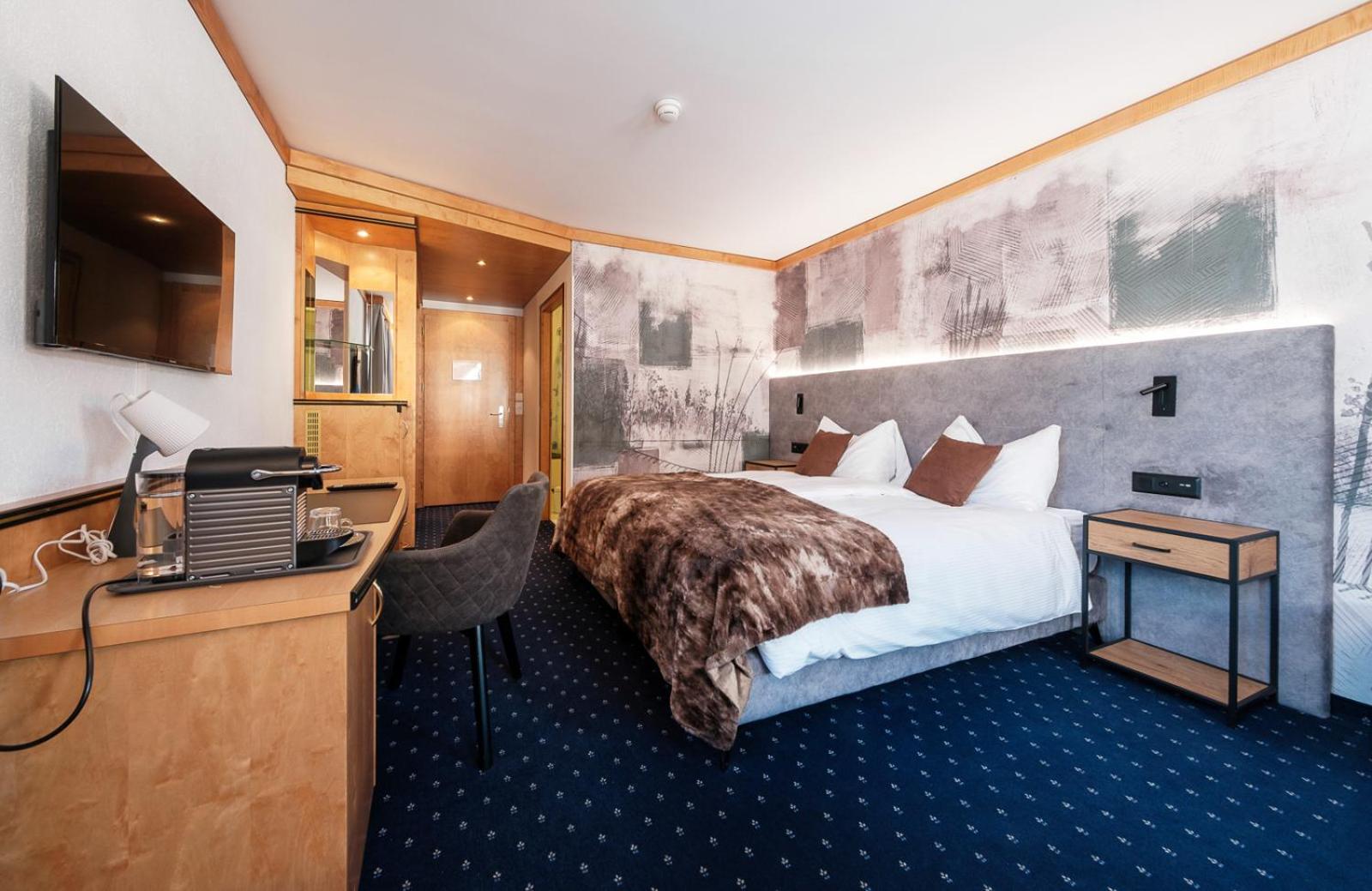 Superior Double Room - Photo 1