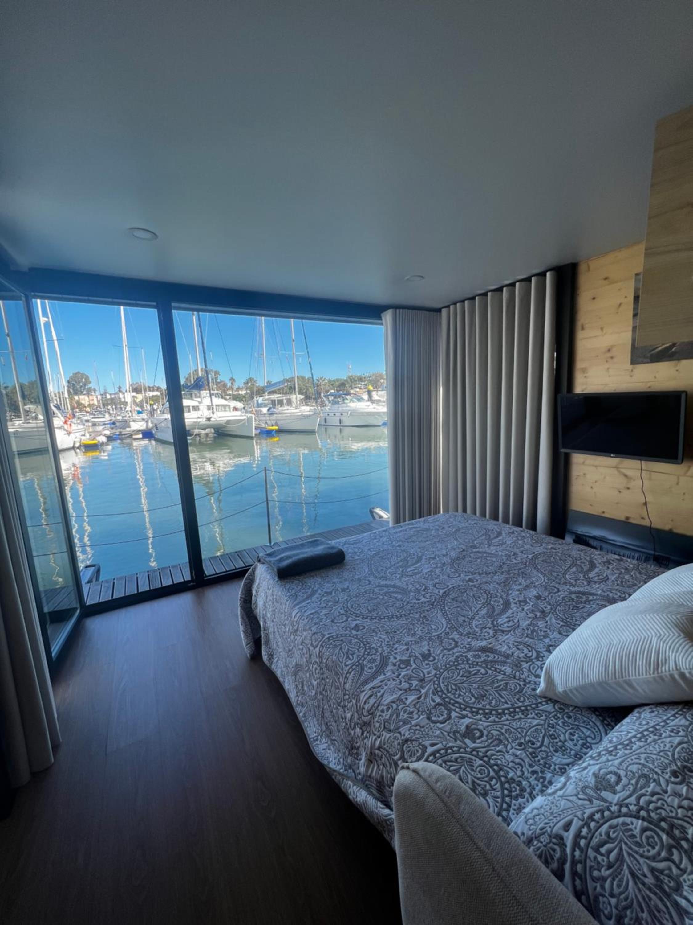 Suite Junior con vista al mar.