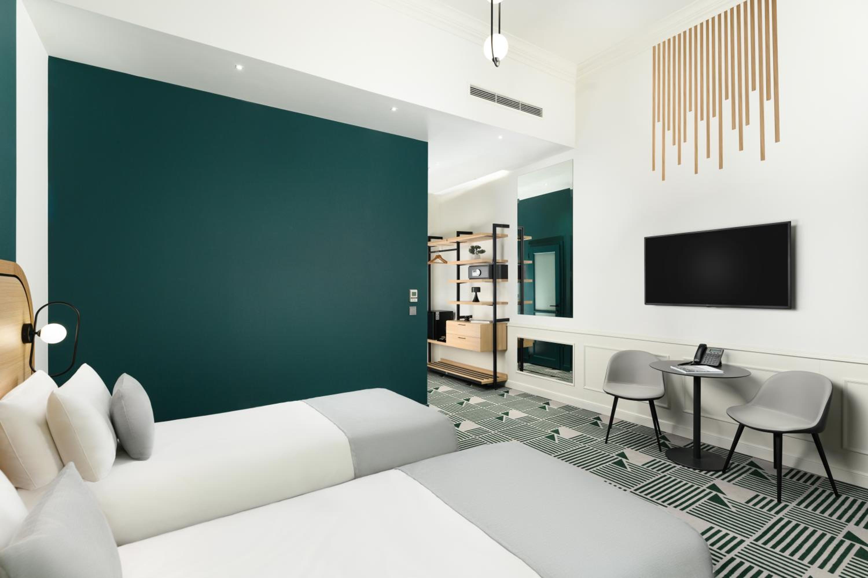 Deluxe Twin Room
