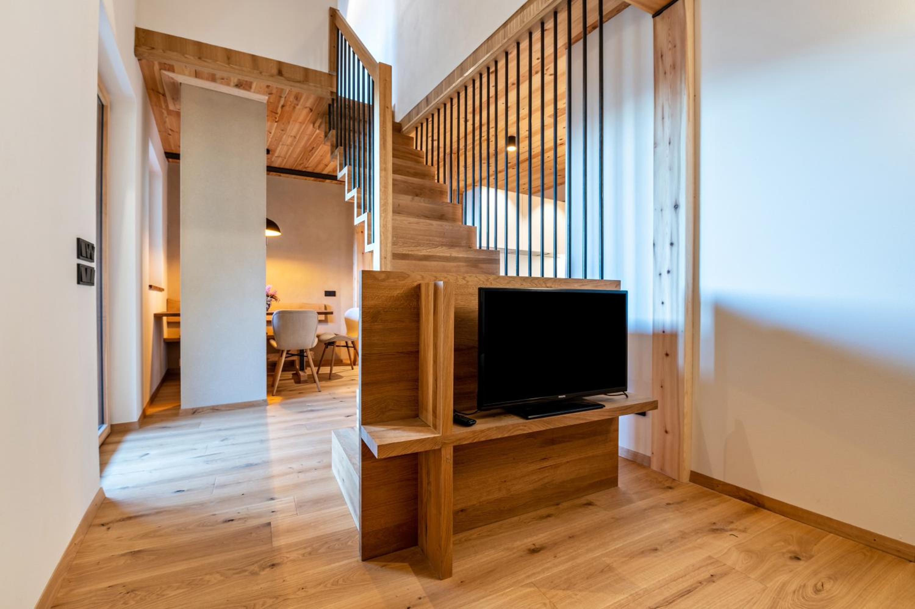 Superior One-Bedroom Apartment with Balcony