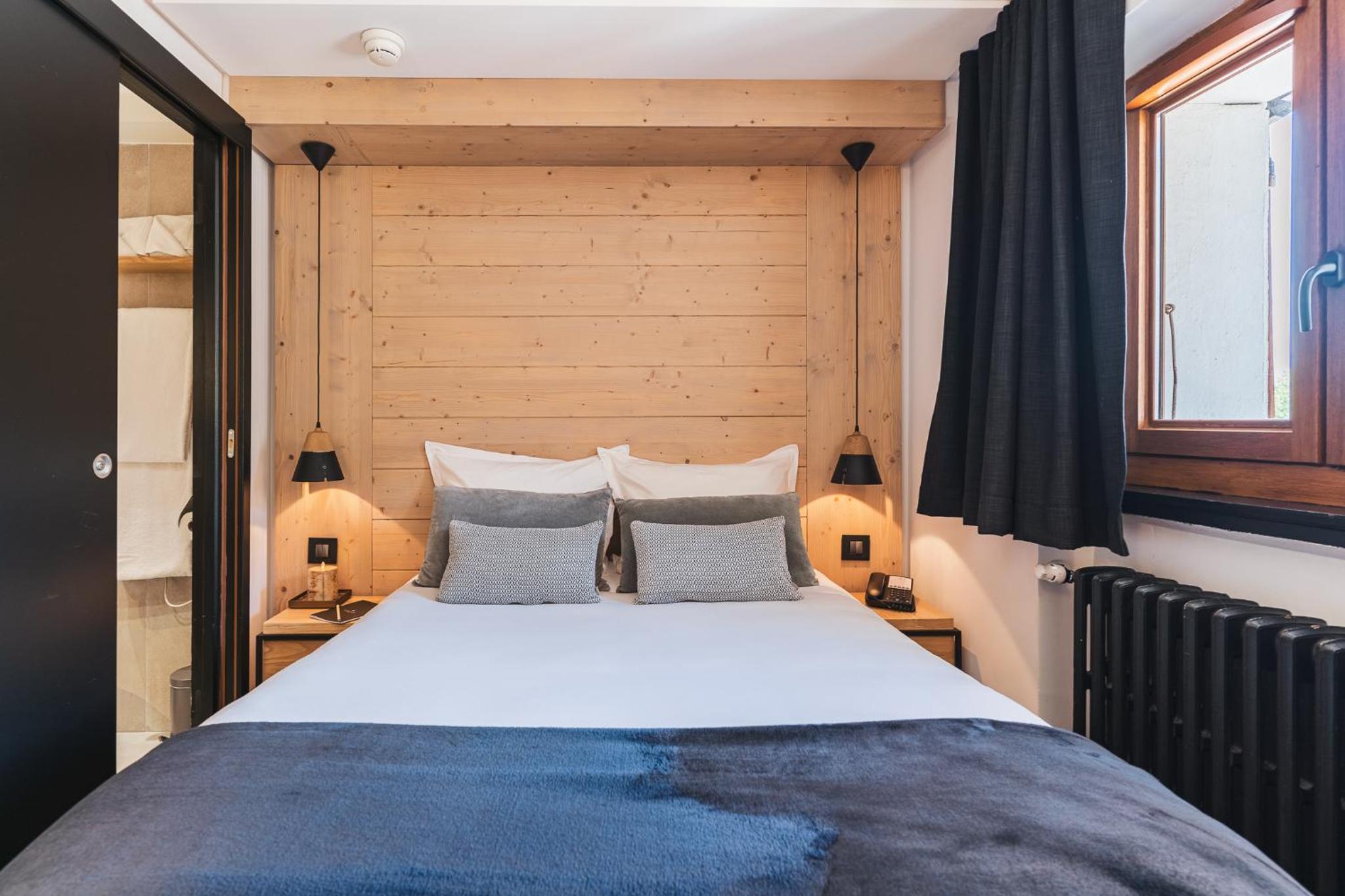 Small Classic Room - Photo 1