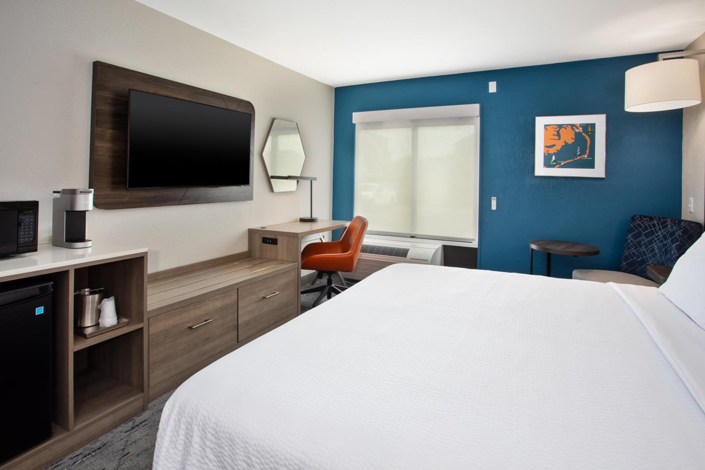 Standard King Room - Photo 4