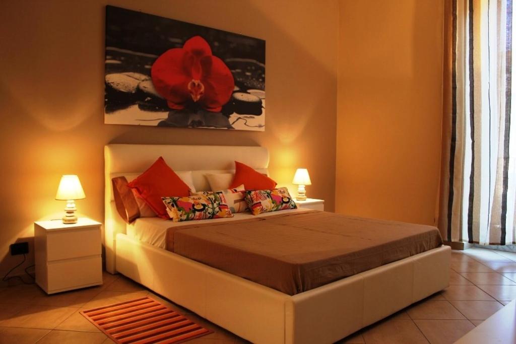 Queen Suite with Spa Bath photo 1