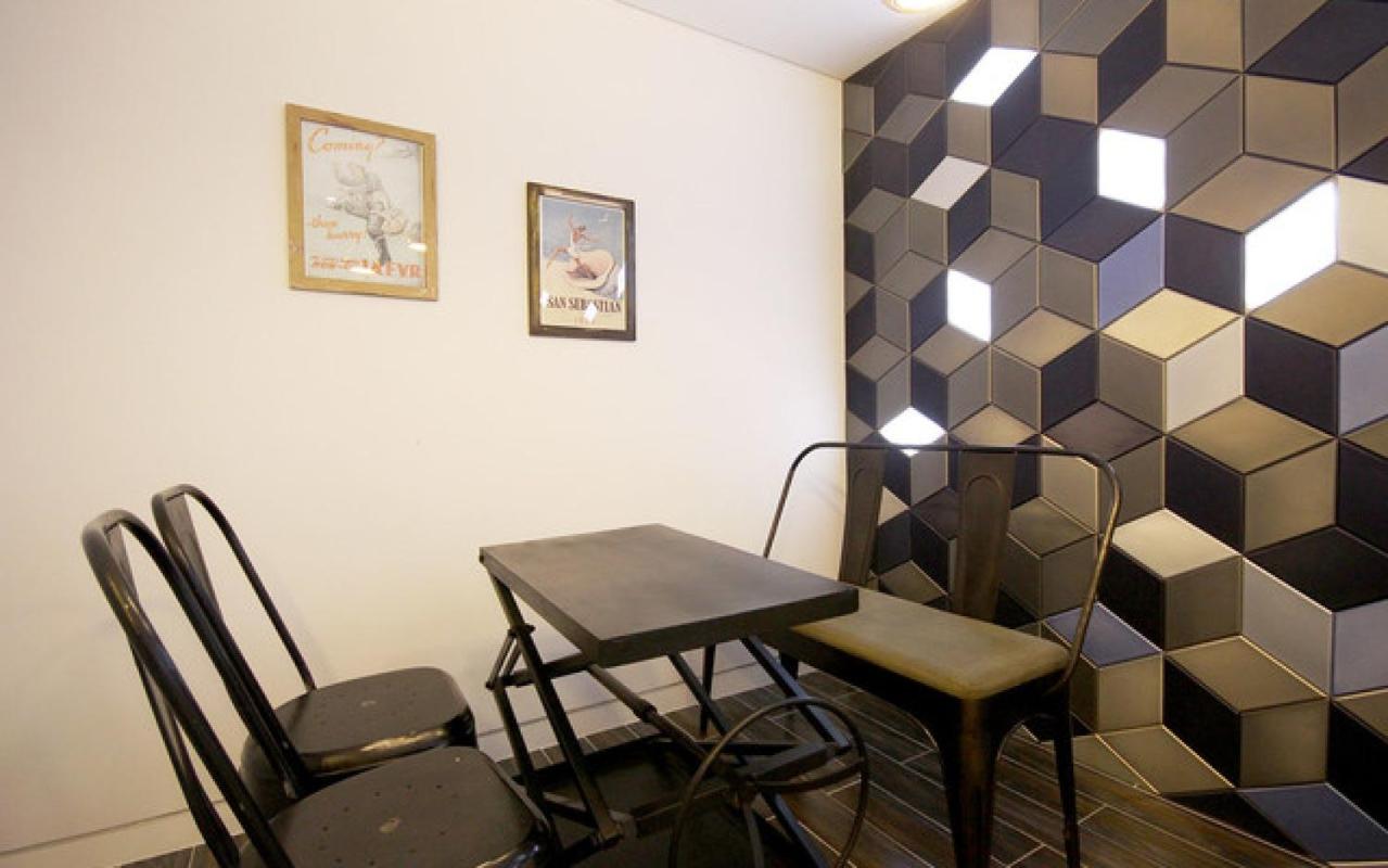 Deluxe Suite - Photo 20