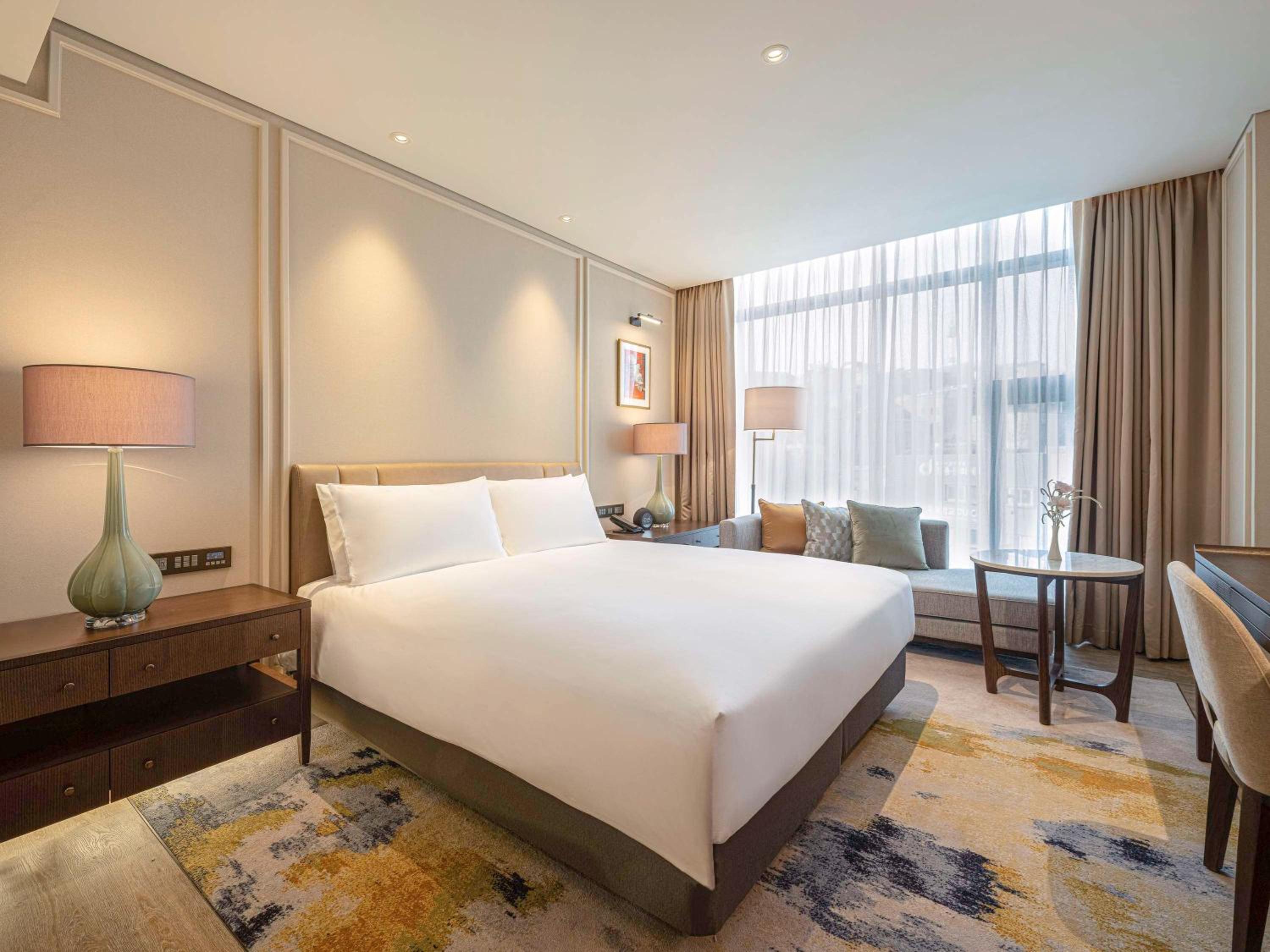 Superior King Room