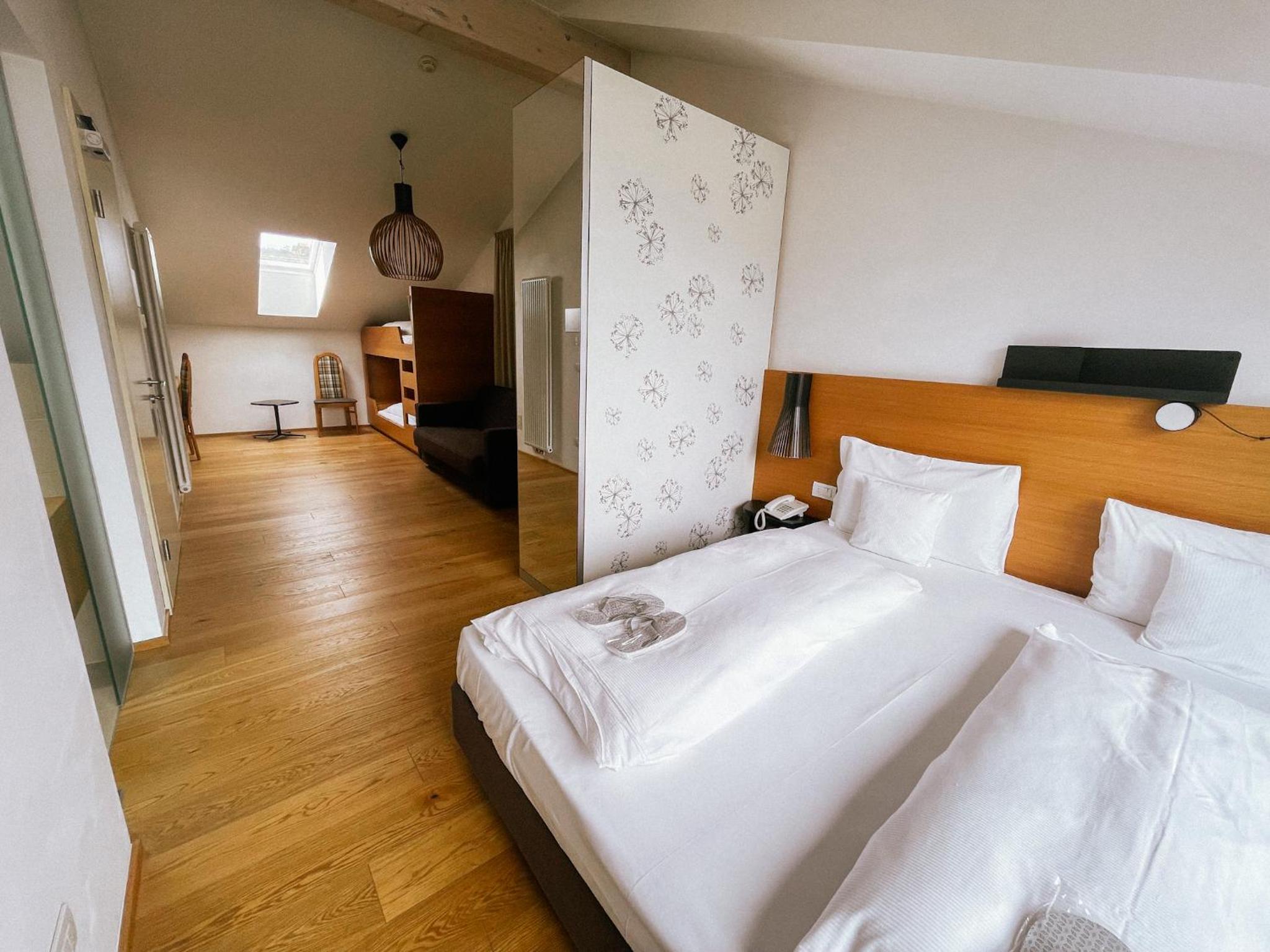 Junior Suite with Garden View - Photo 1