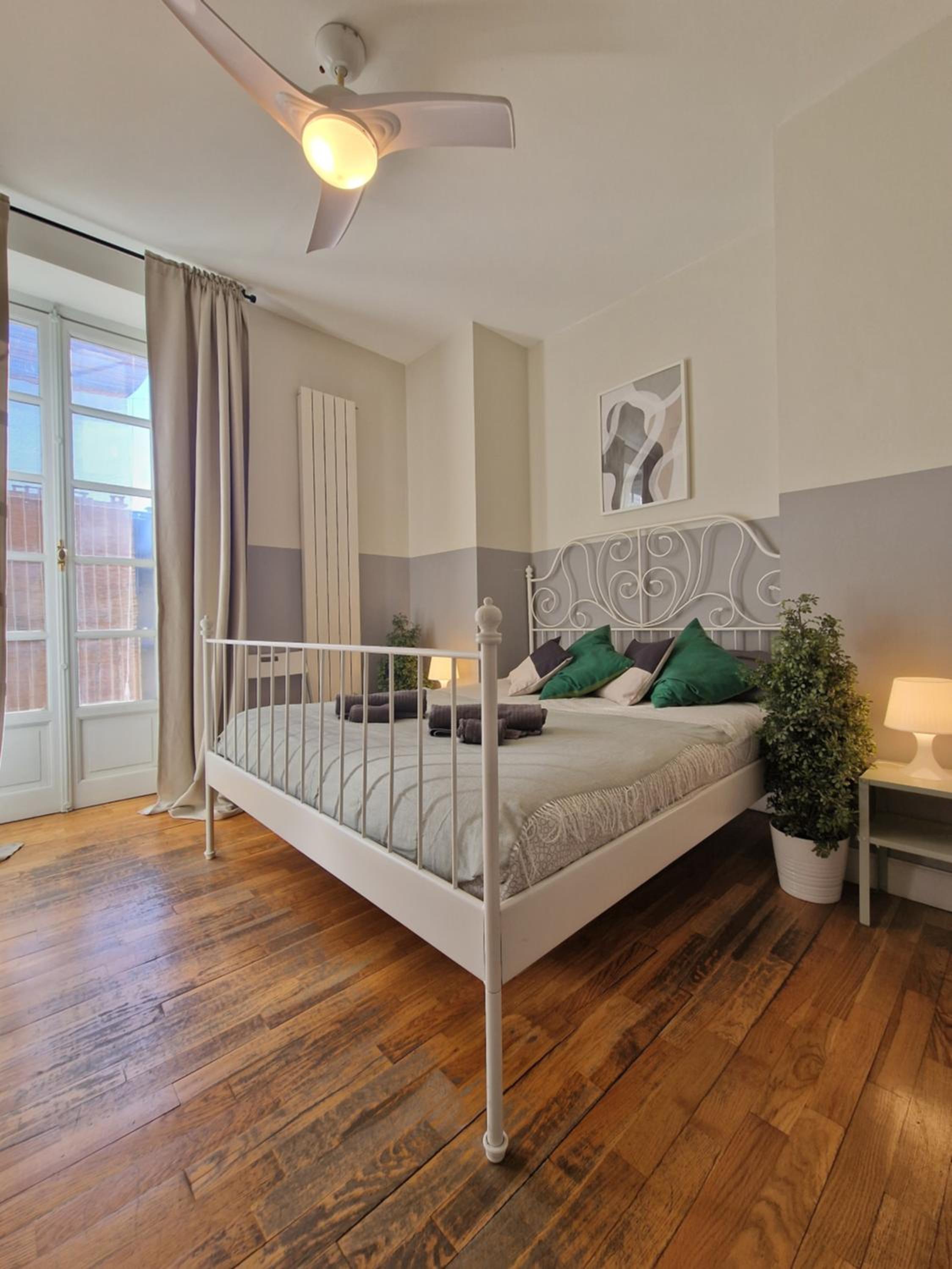 Three-Bedroom Apartment - Photo 17